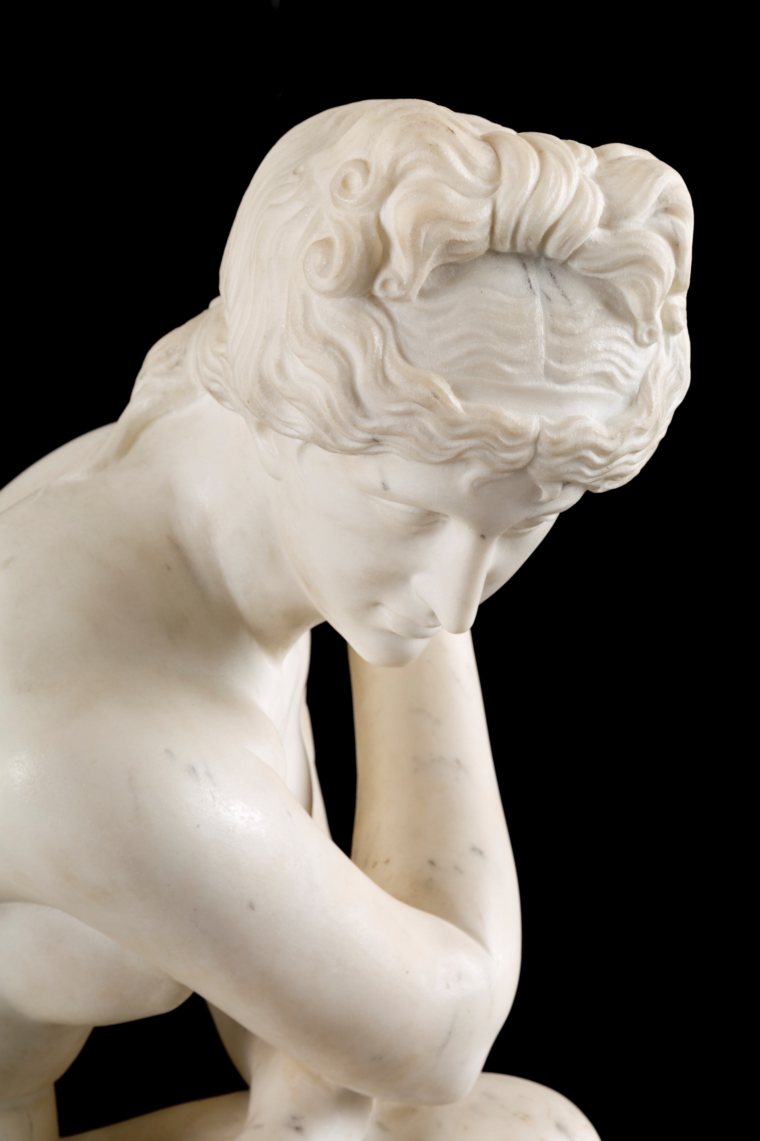 Scultura "venere Accovacciata"