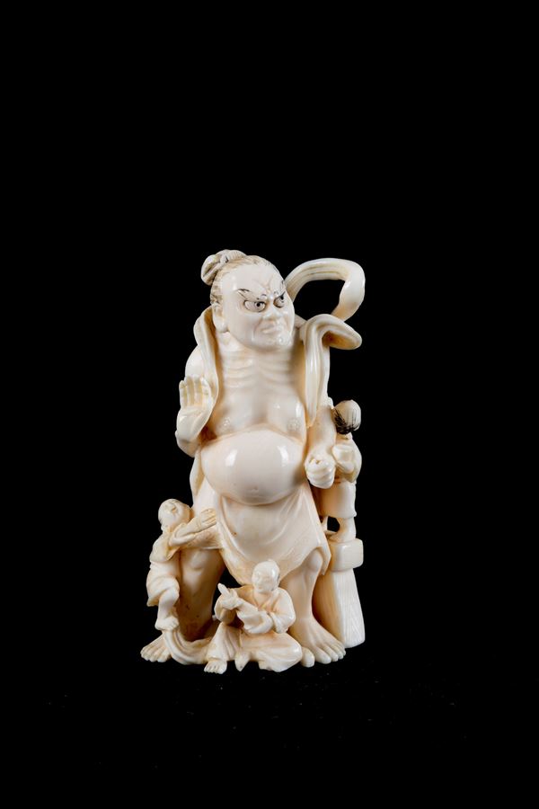 Okimono "GUARDIAN GOD WITH MEN"