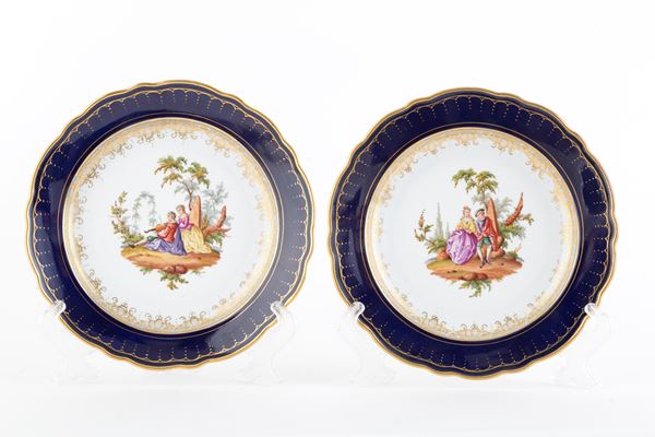 Pair of Meissen porcelain plates