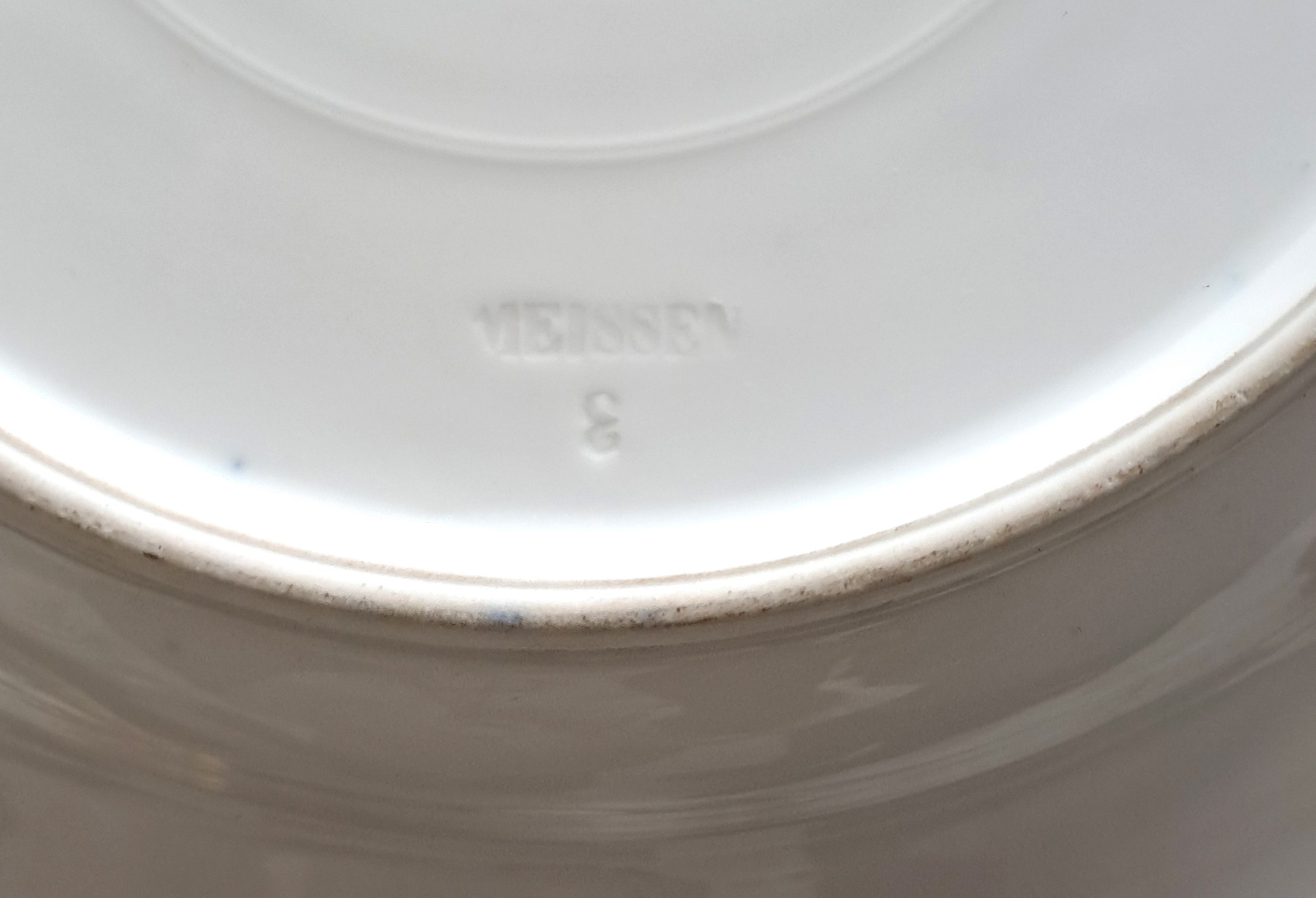 Coppia di piatti in porcellana di Meissen