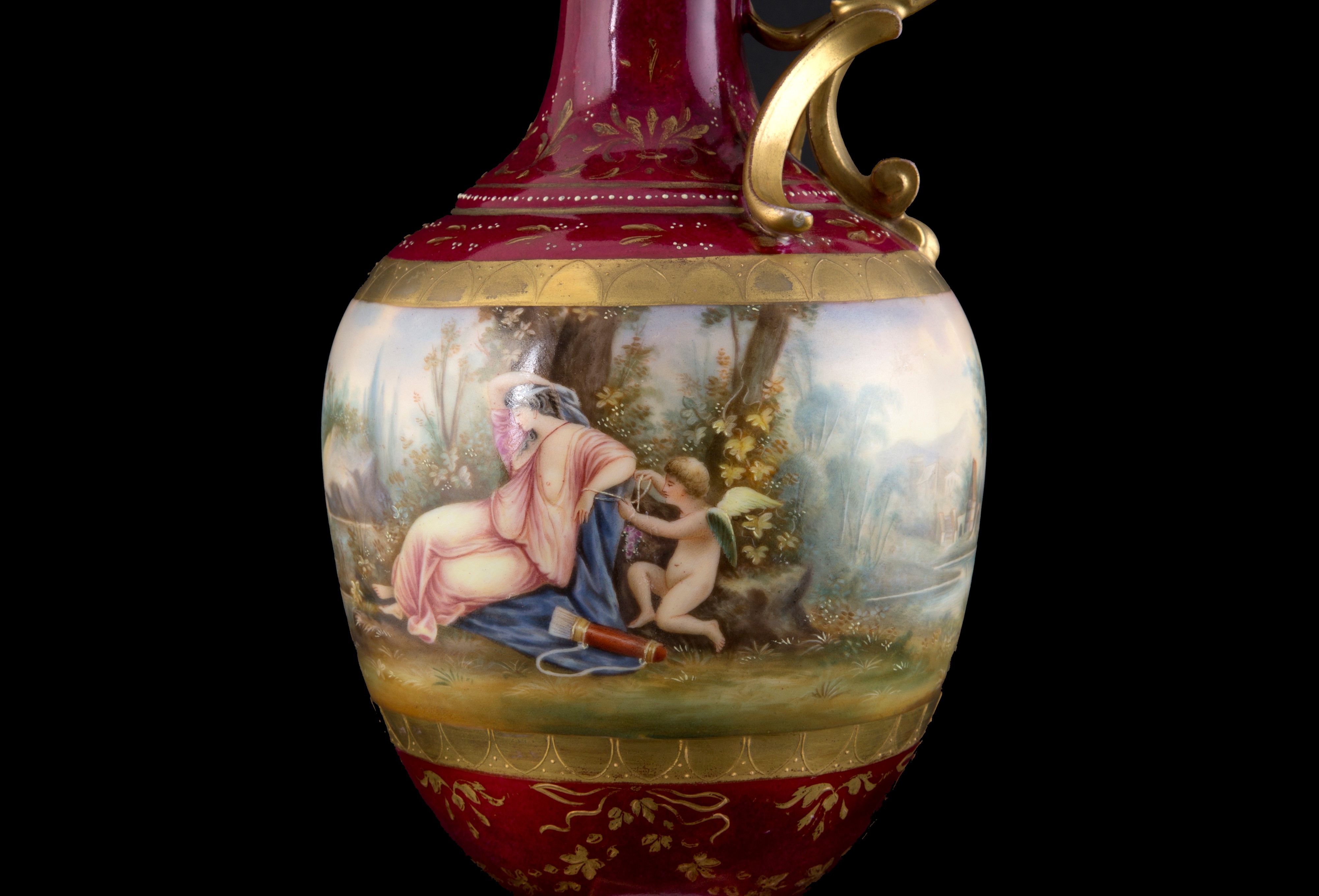 Vaso Ad Anfora. Vienna