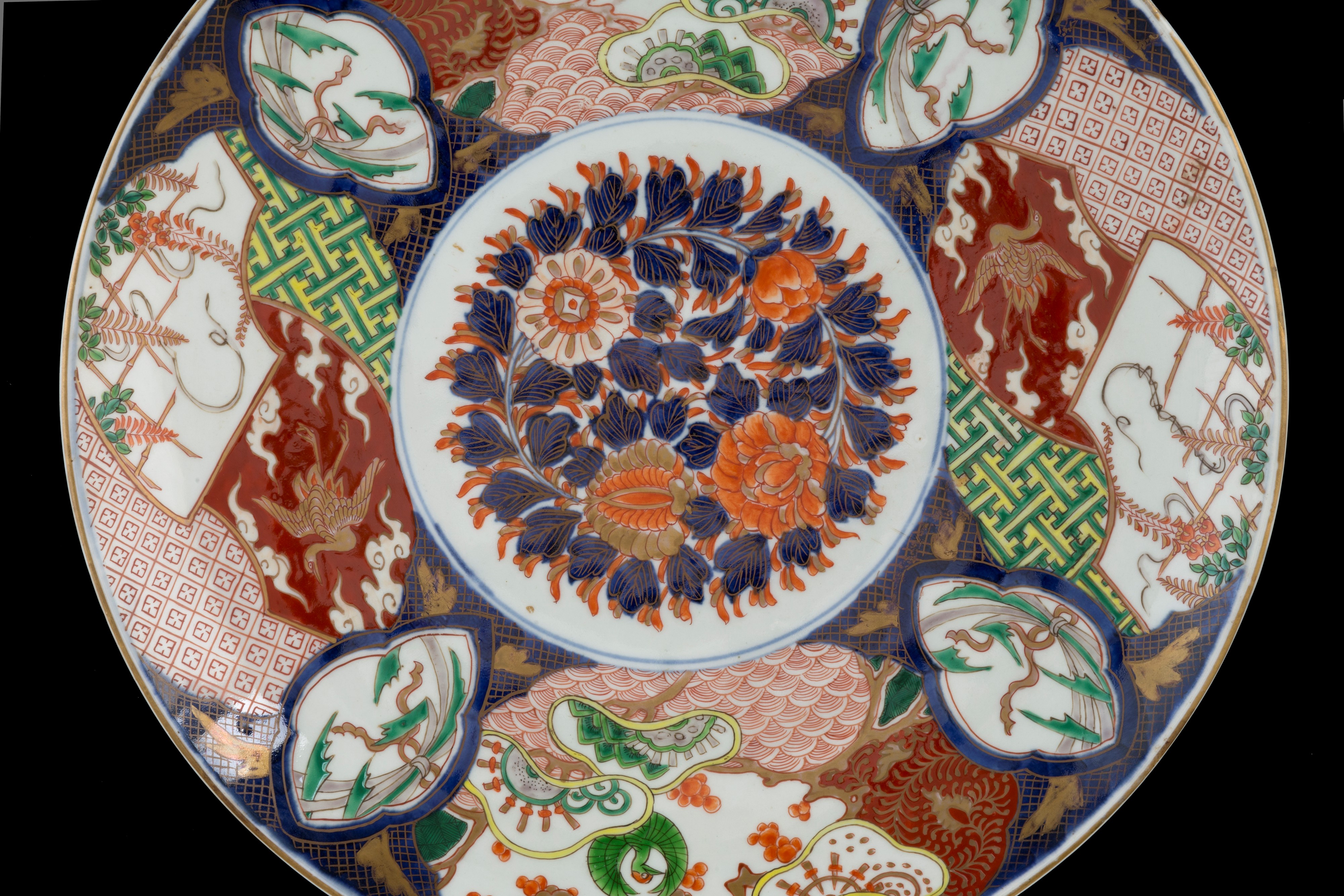 Piatto in porcellana Imari