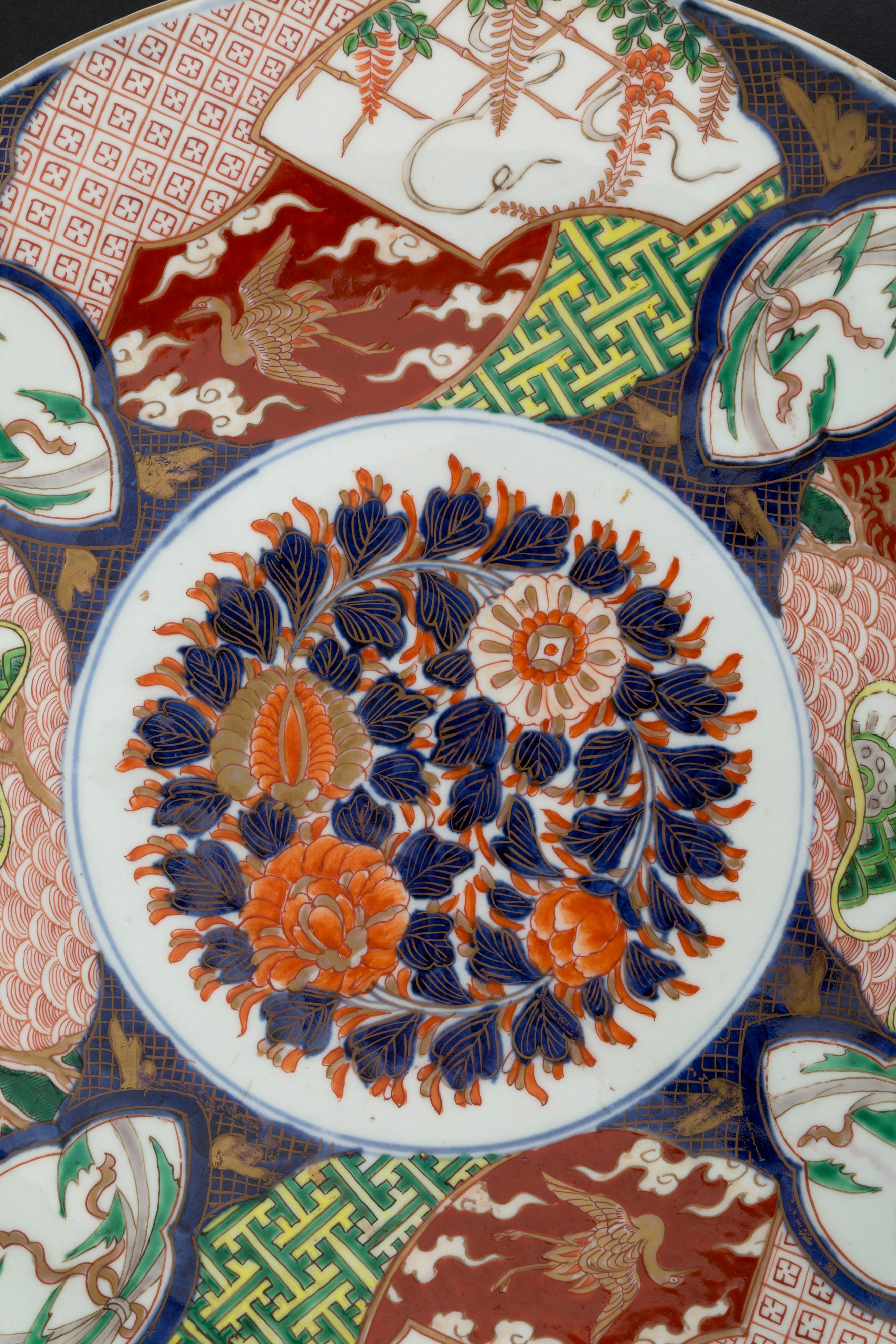 Piatto in porcellana Imari