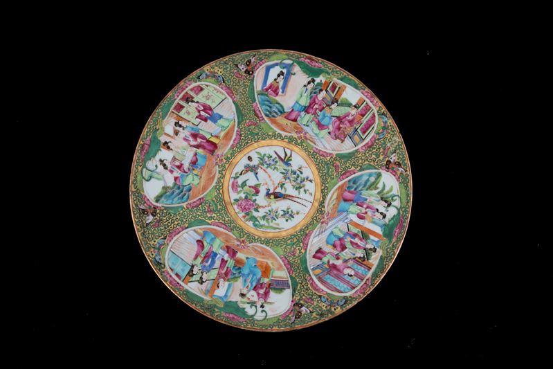 Piatto in porcellana