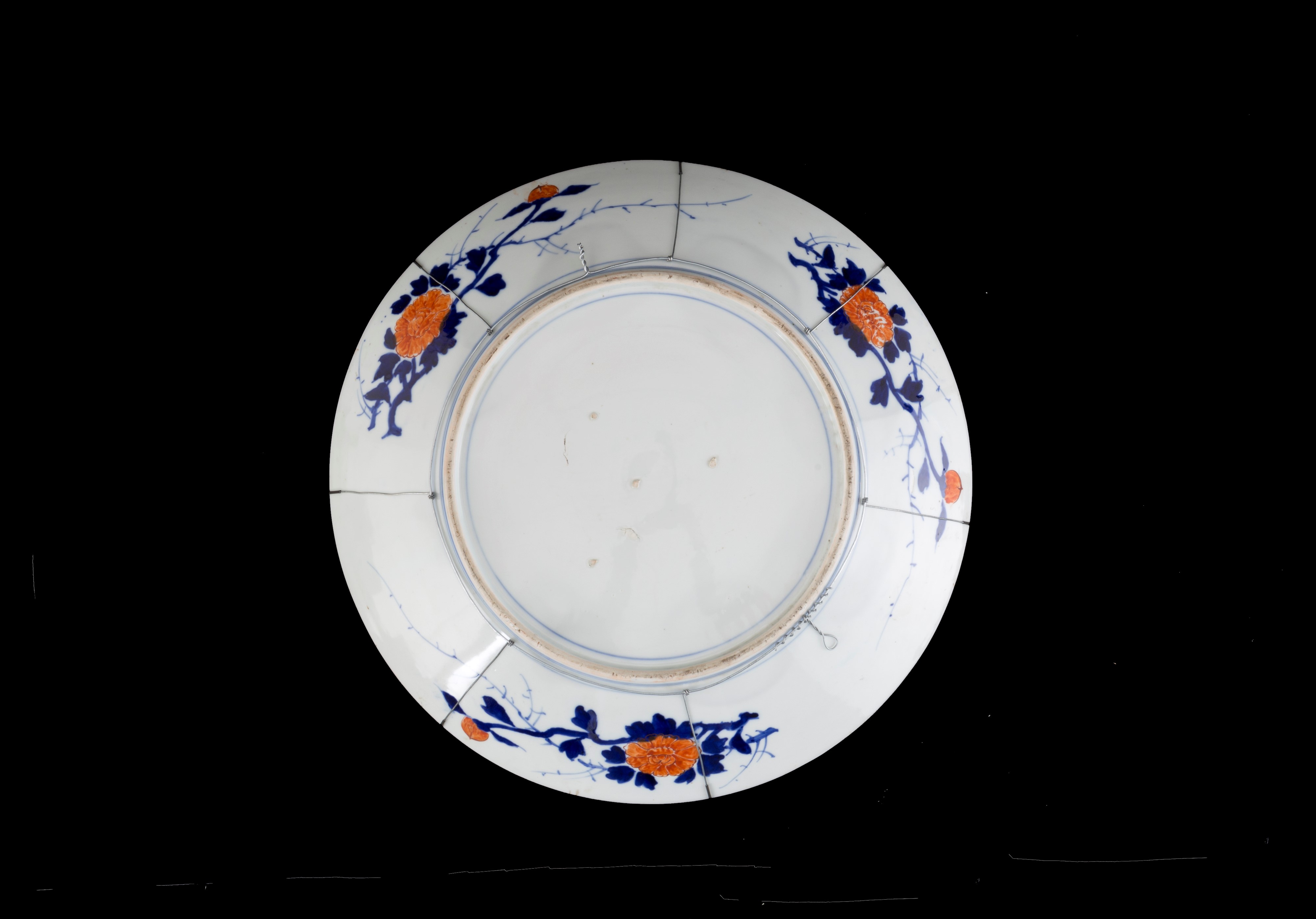 Grande piatto in porcellana Imari