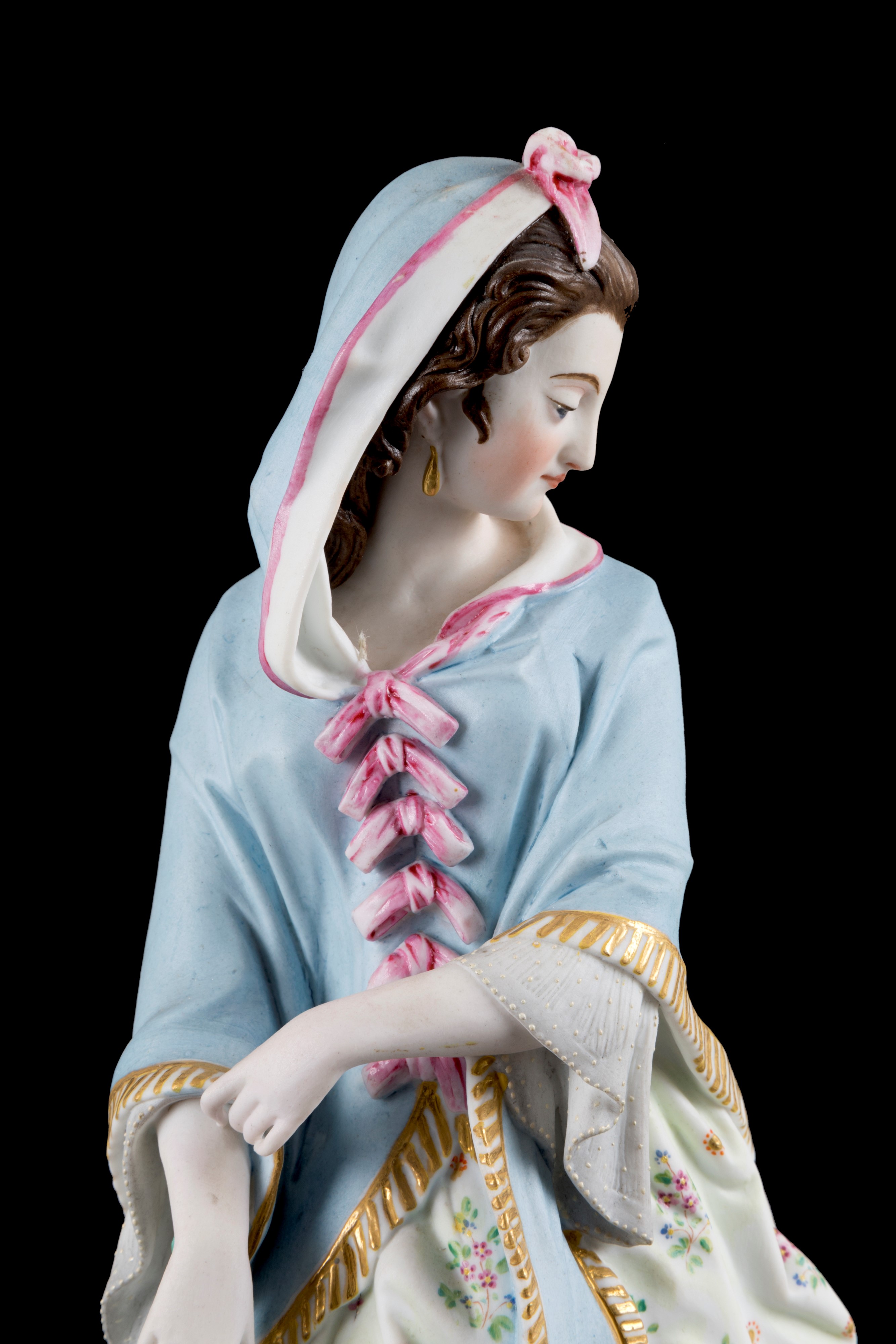 Coppia di Figure in Bisquit