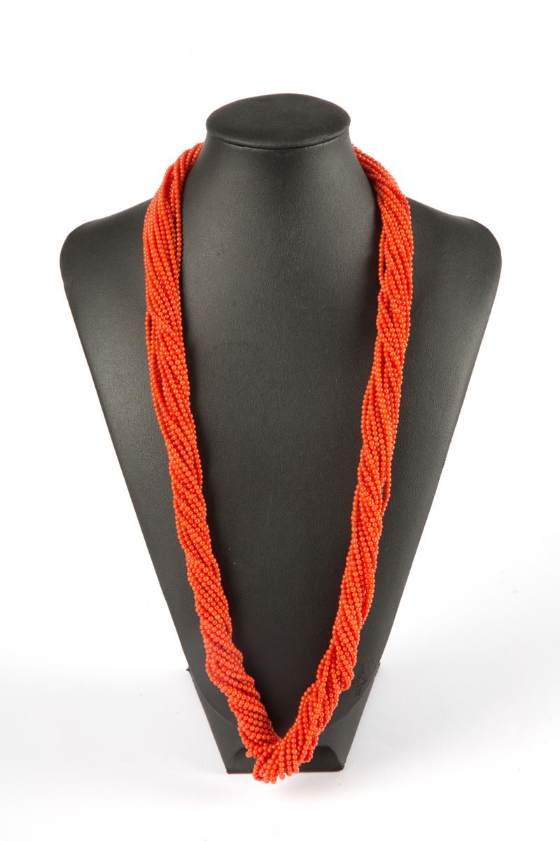 Collana in corallo rosso torchon