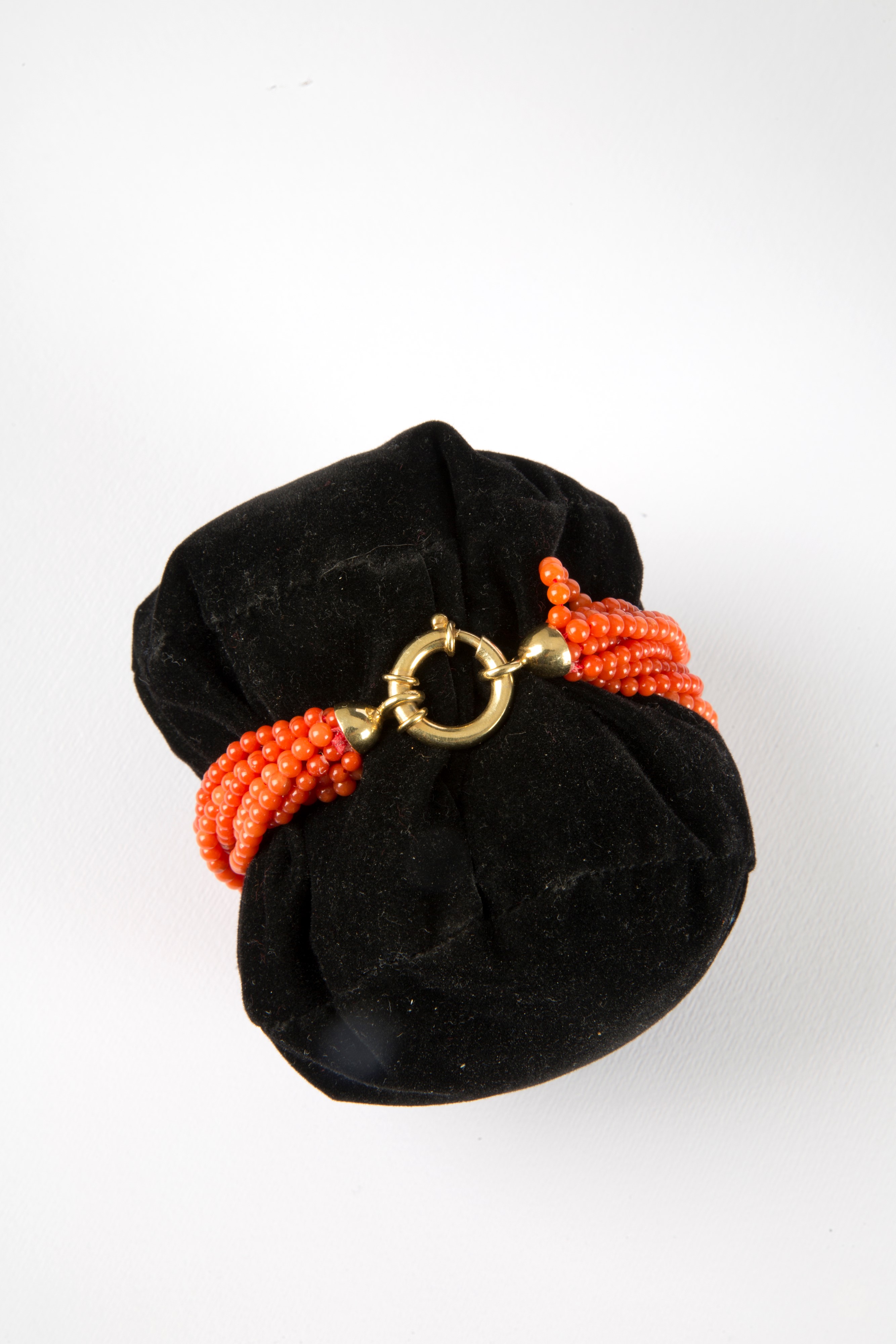 Collana e bracciale in corallo rosso