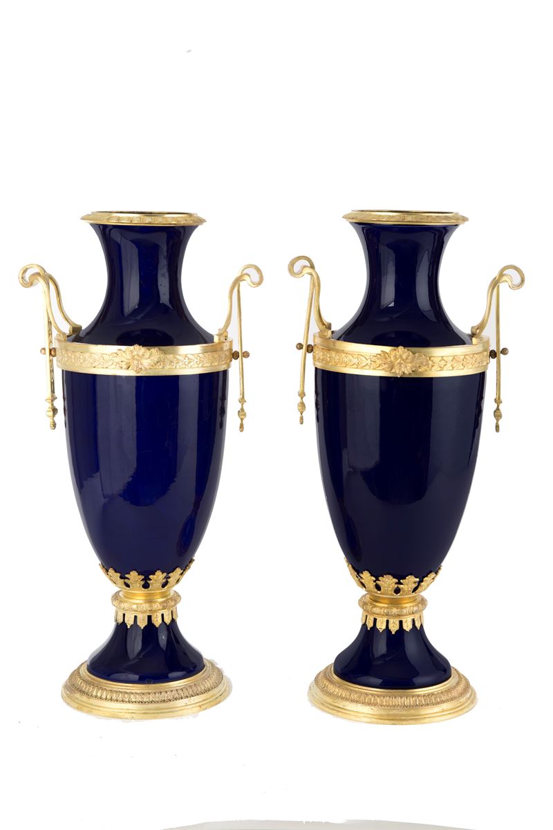 Coppia di Vasi Blu