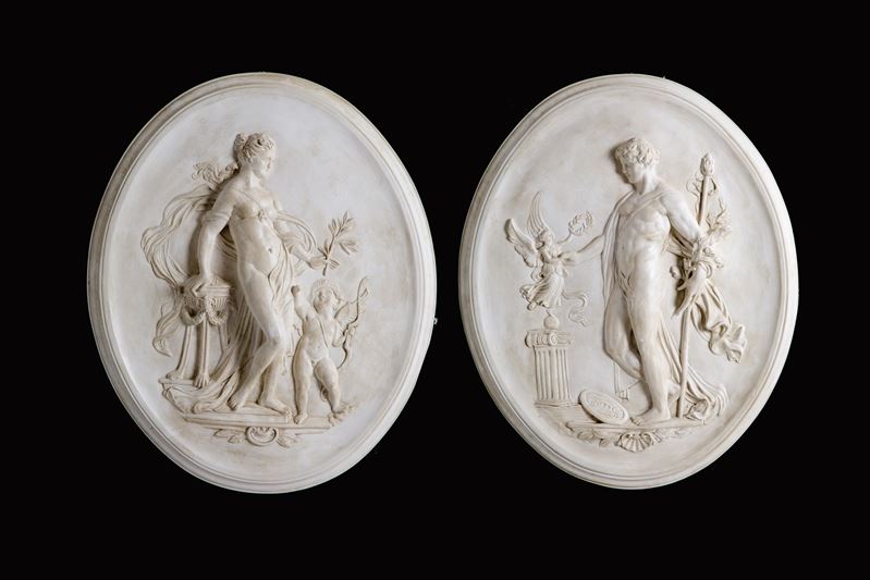 Coppia di Medaglioni "venere" e "marte Pacificatore"