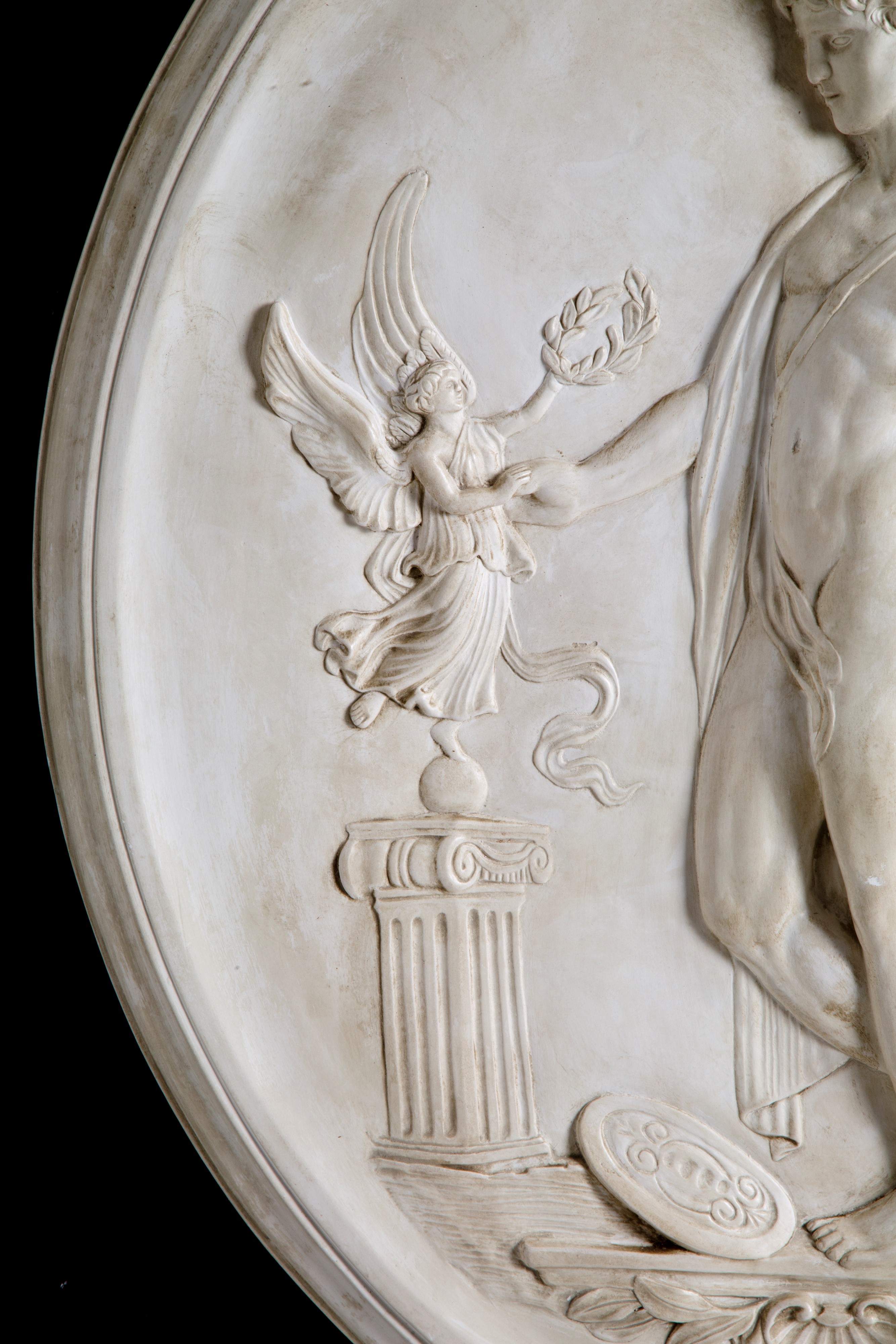 Coppia di Medaglioni "venere" e "marte Pacificatore"