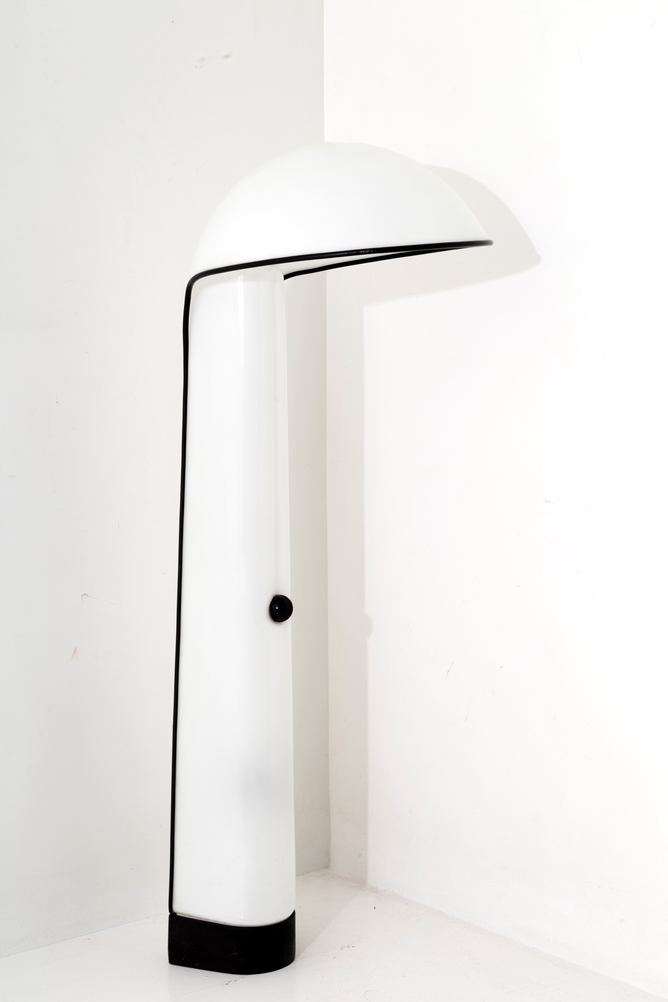 Lampada da Terra Alba per Harvey Guzzini