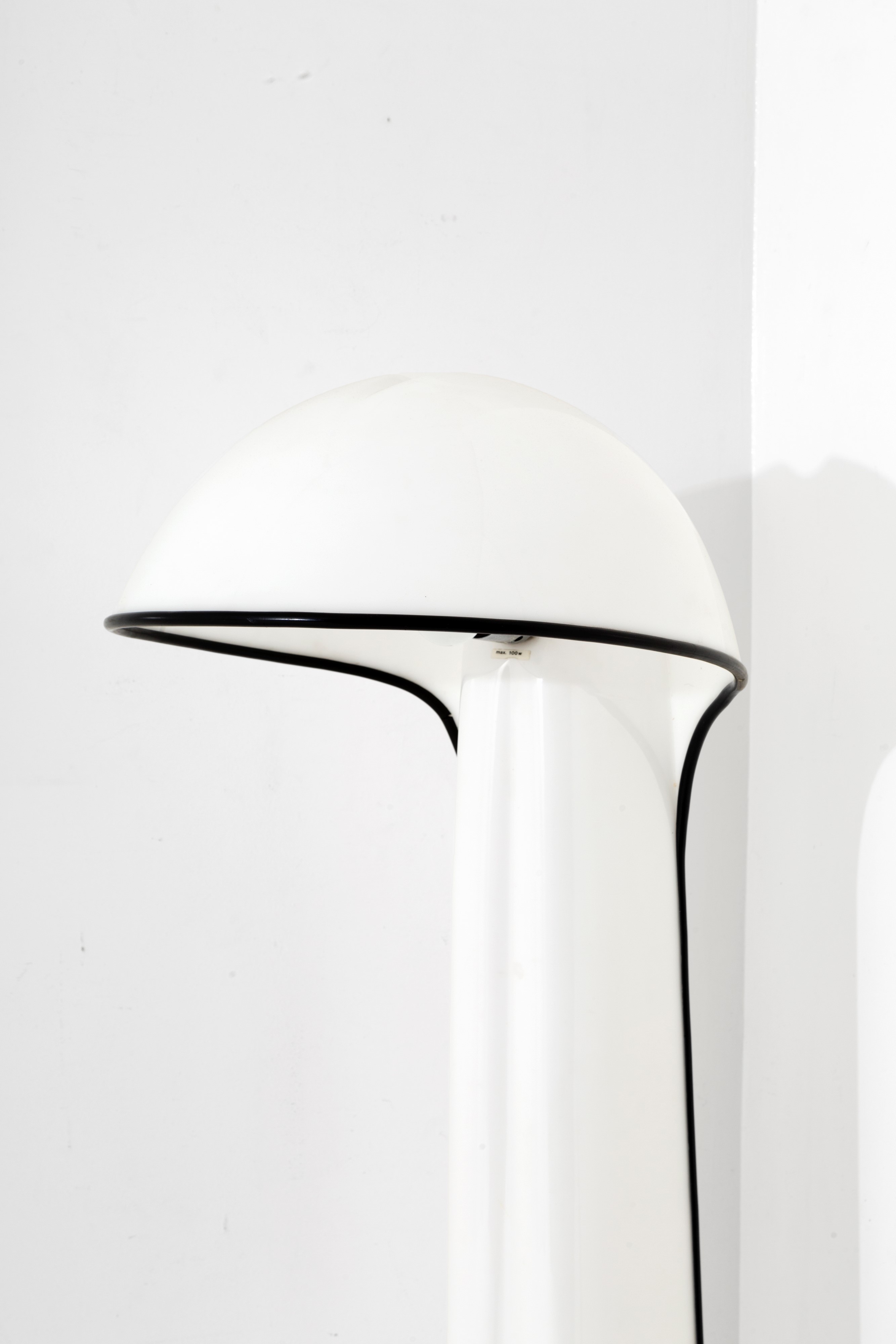Lampada da Terra Alba per Harvey Guzzini