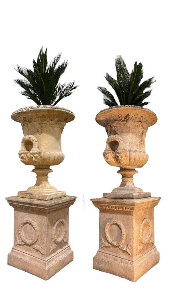 Pair of vases on bases