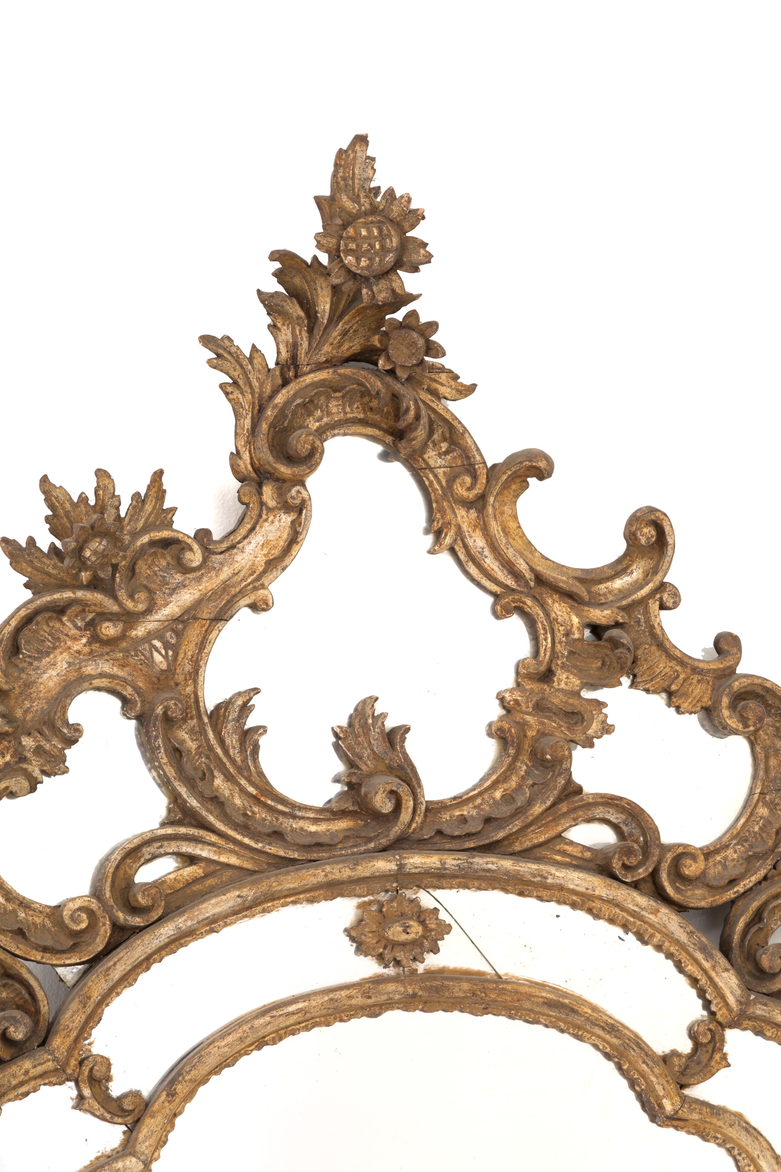 Specchiera dorata a mecca