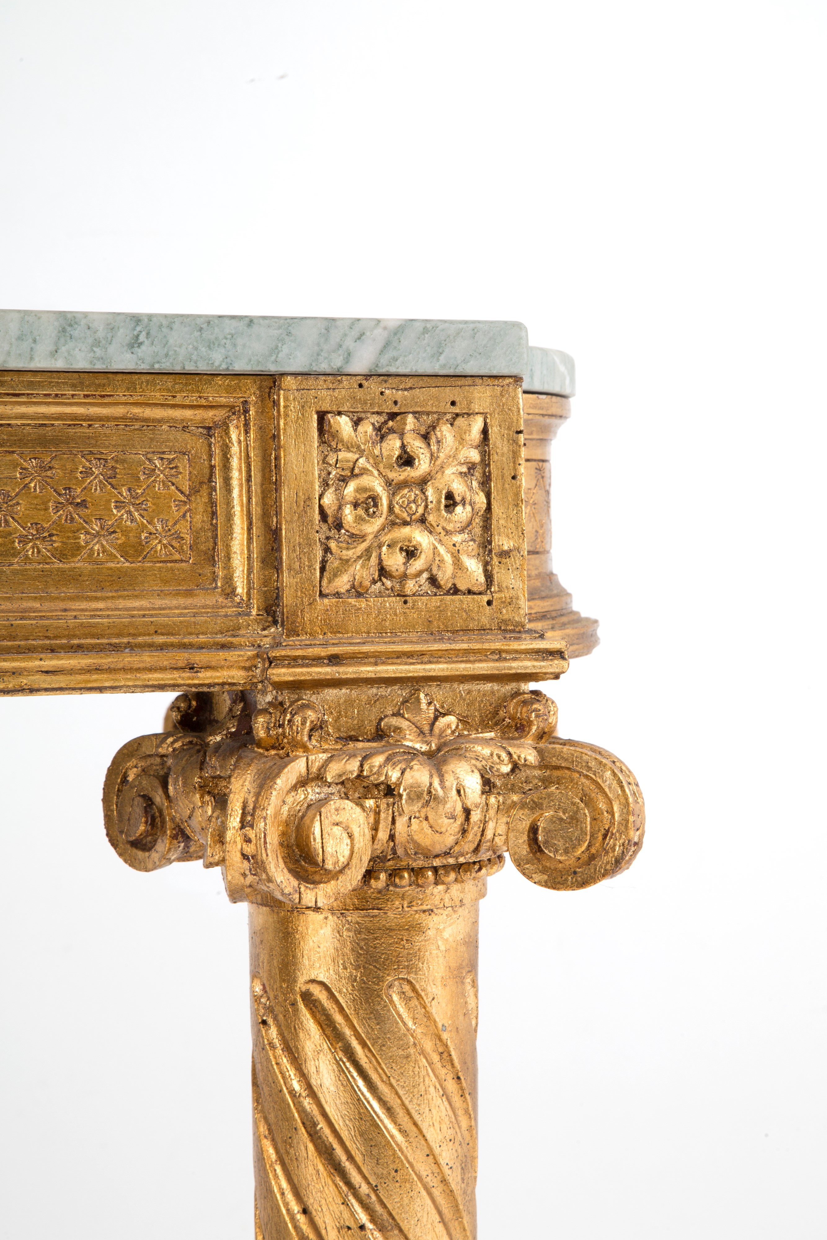 Consolle dorata con piano in marmo grigio