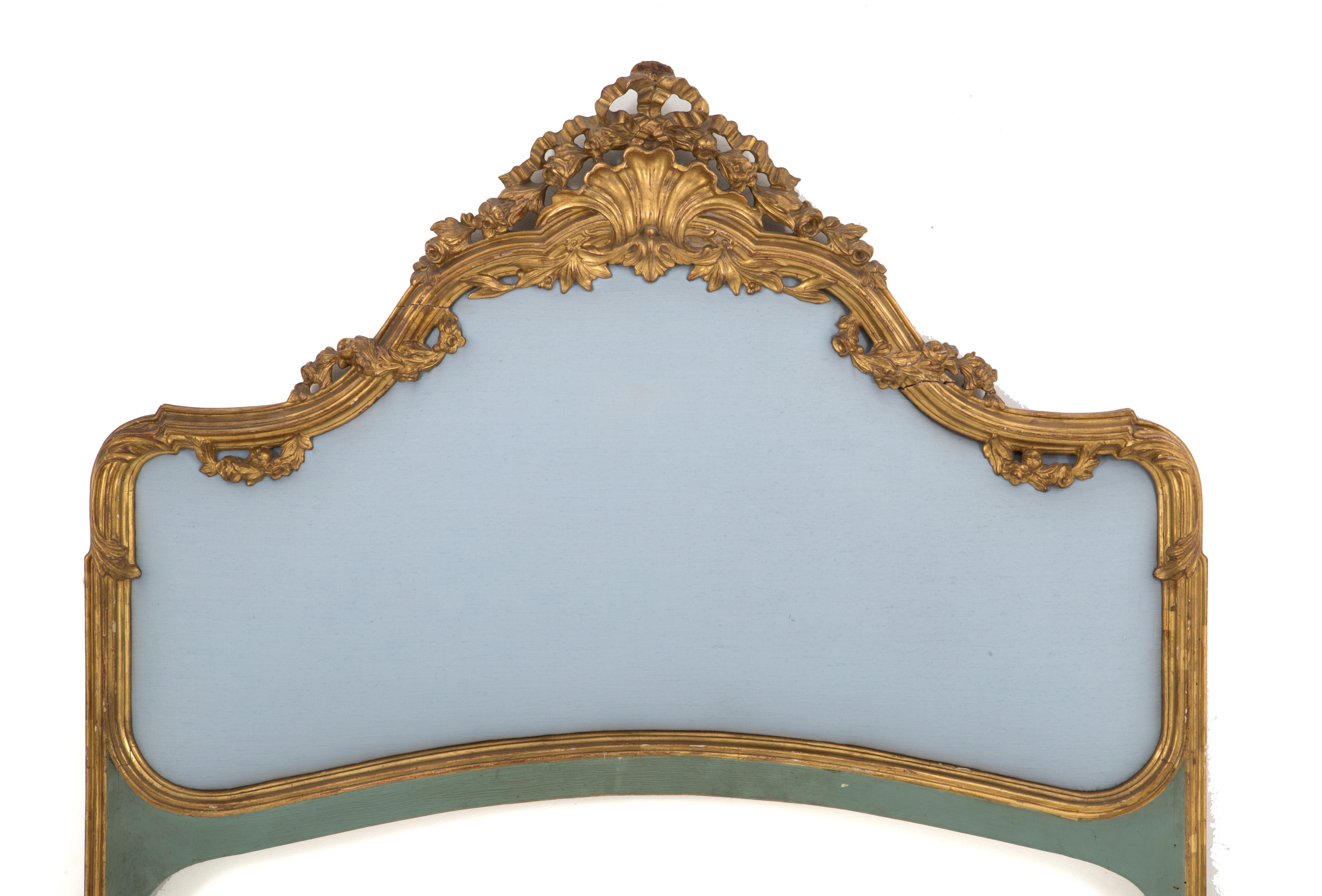 Letto in Legno Dorato