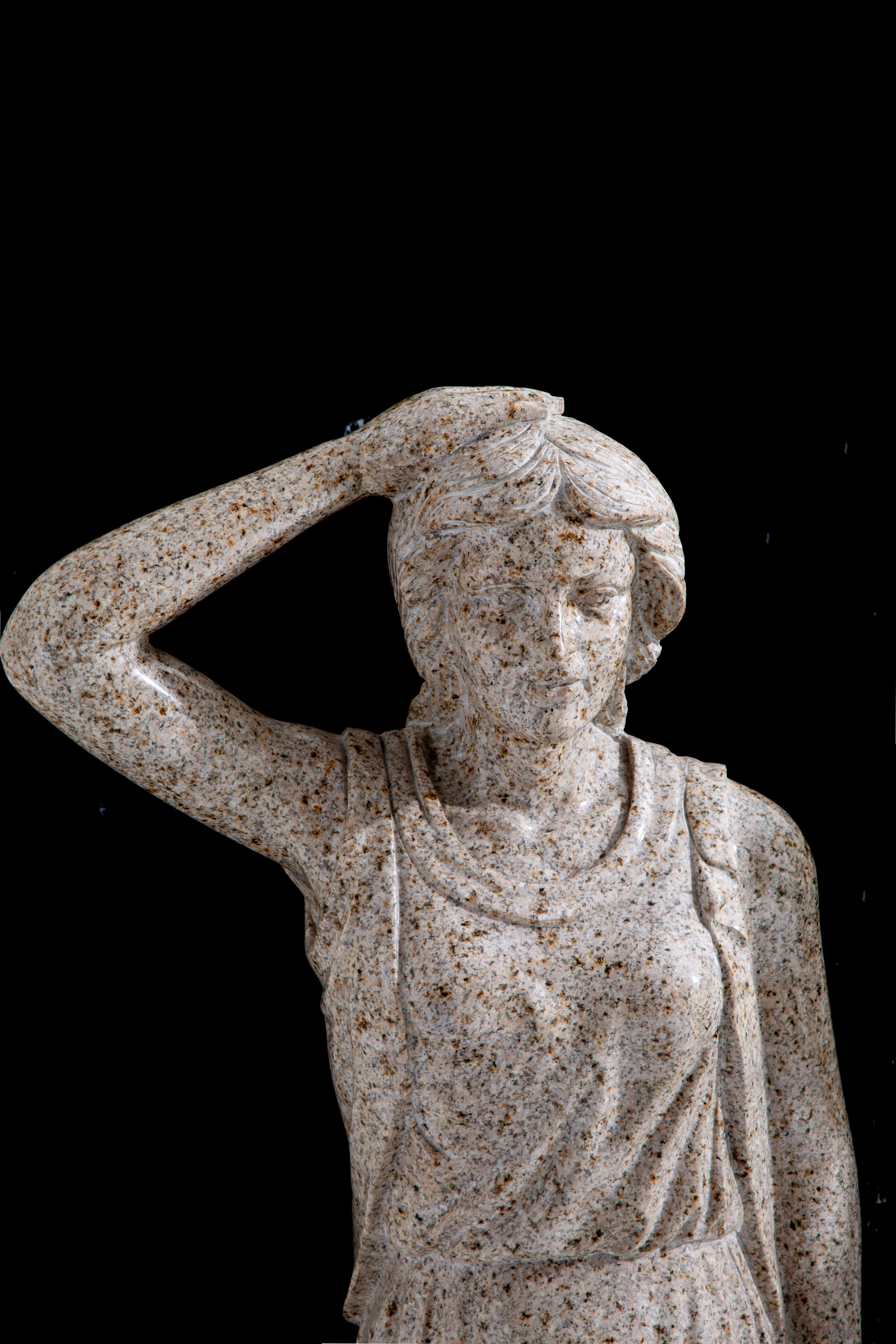 Coppia di Sculture "figure Femminili"
