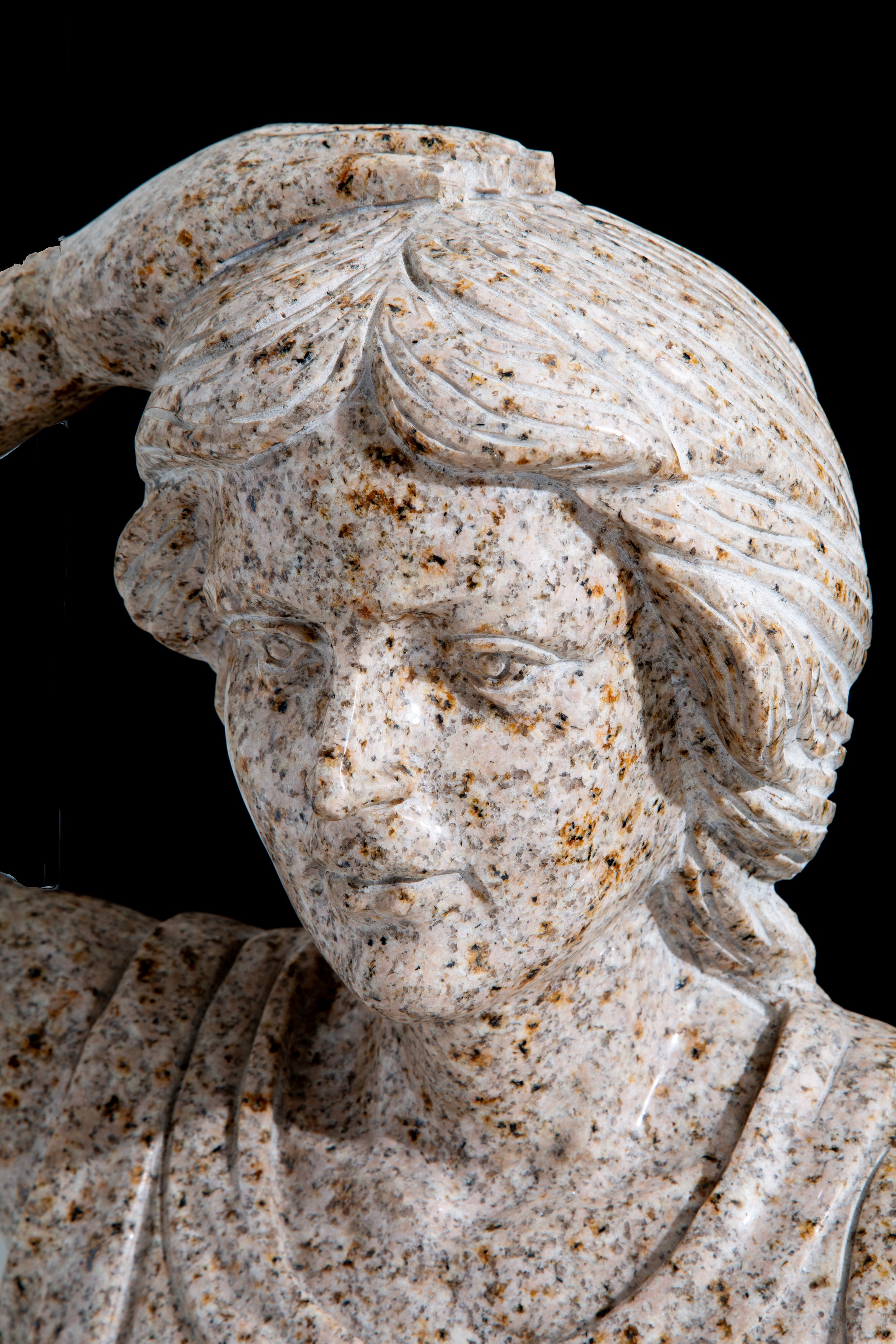 Coppia di Sculture "figure Femminili"