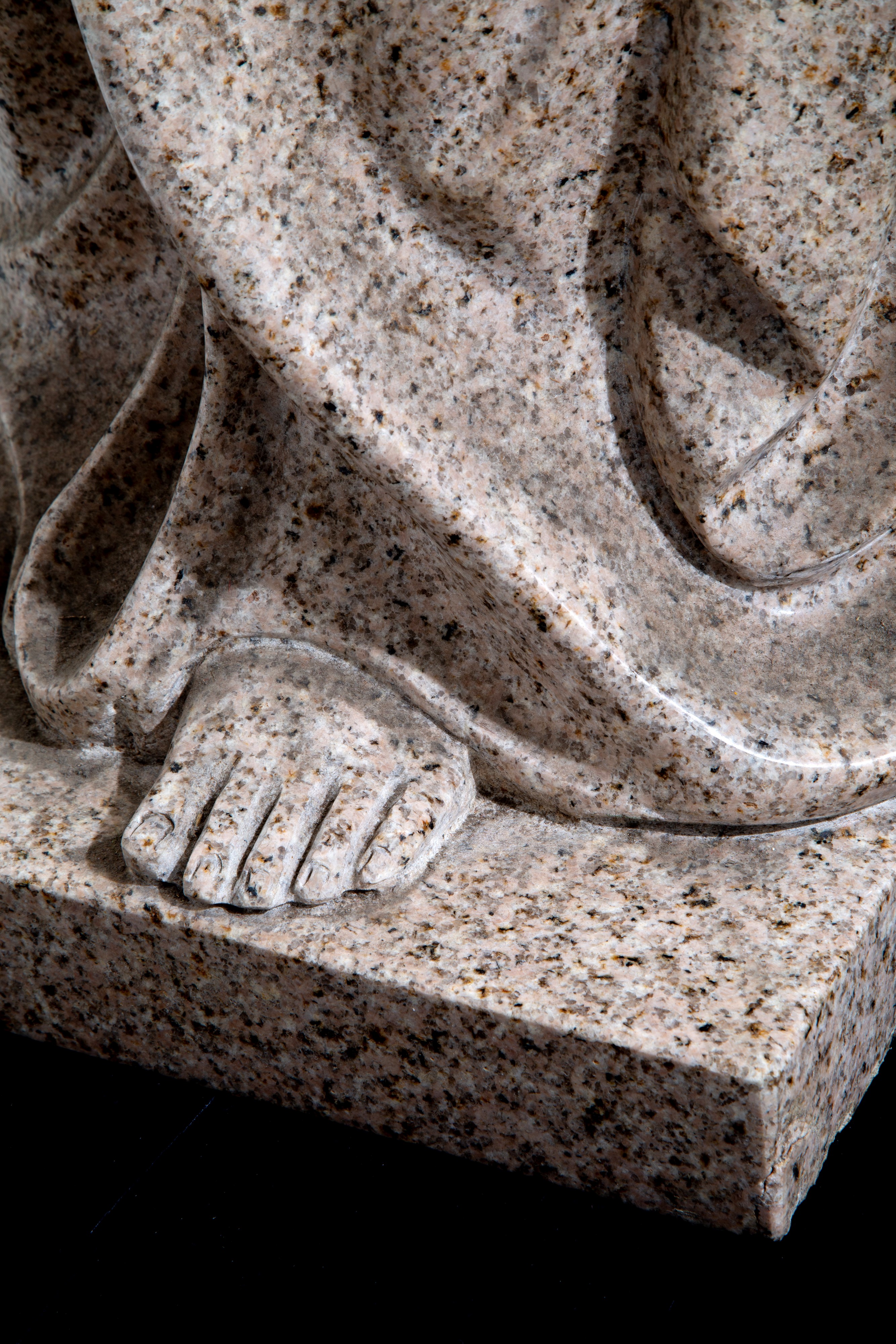 Coppia di Sculture "figure Femminili"