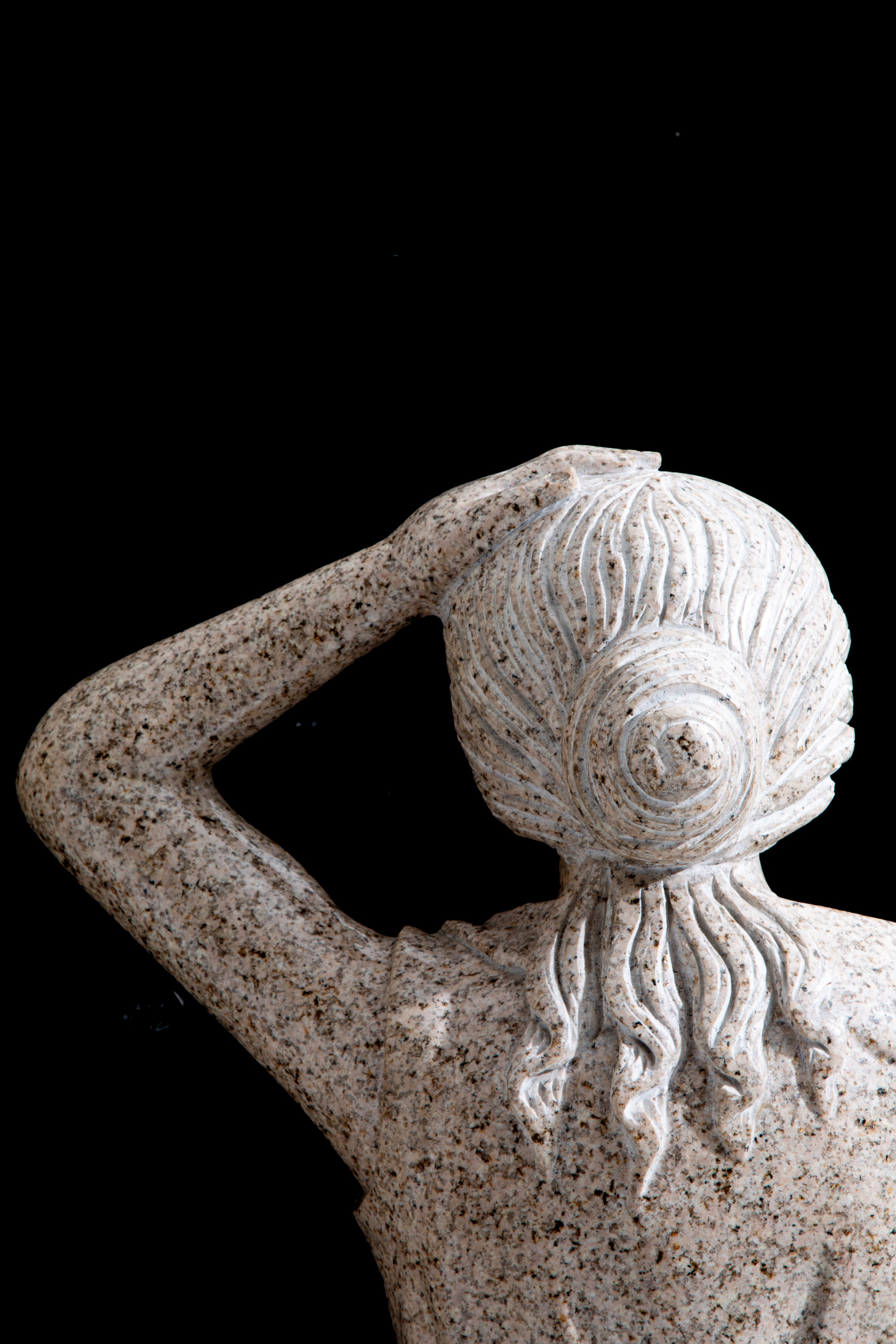 Coppia di Sculture "figure Femminili"