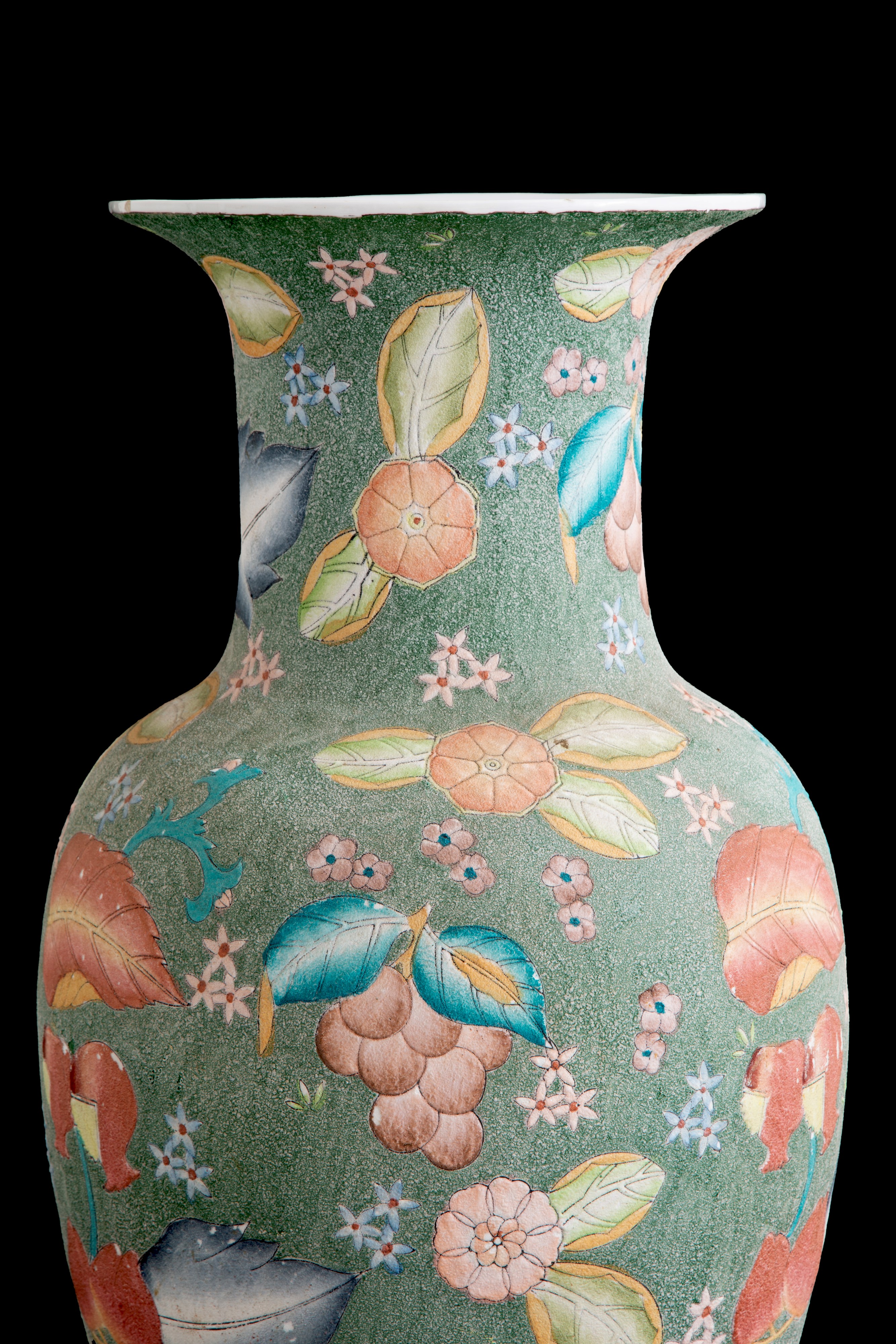 Vaso in porcellana fondo verde