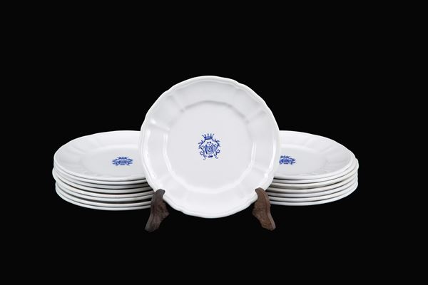 Sixteen dessert dishes