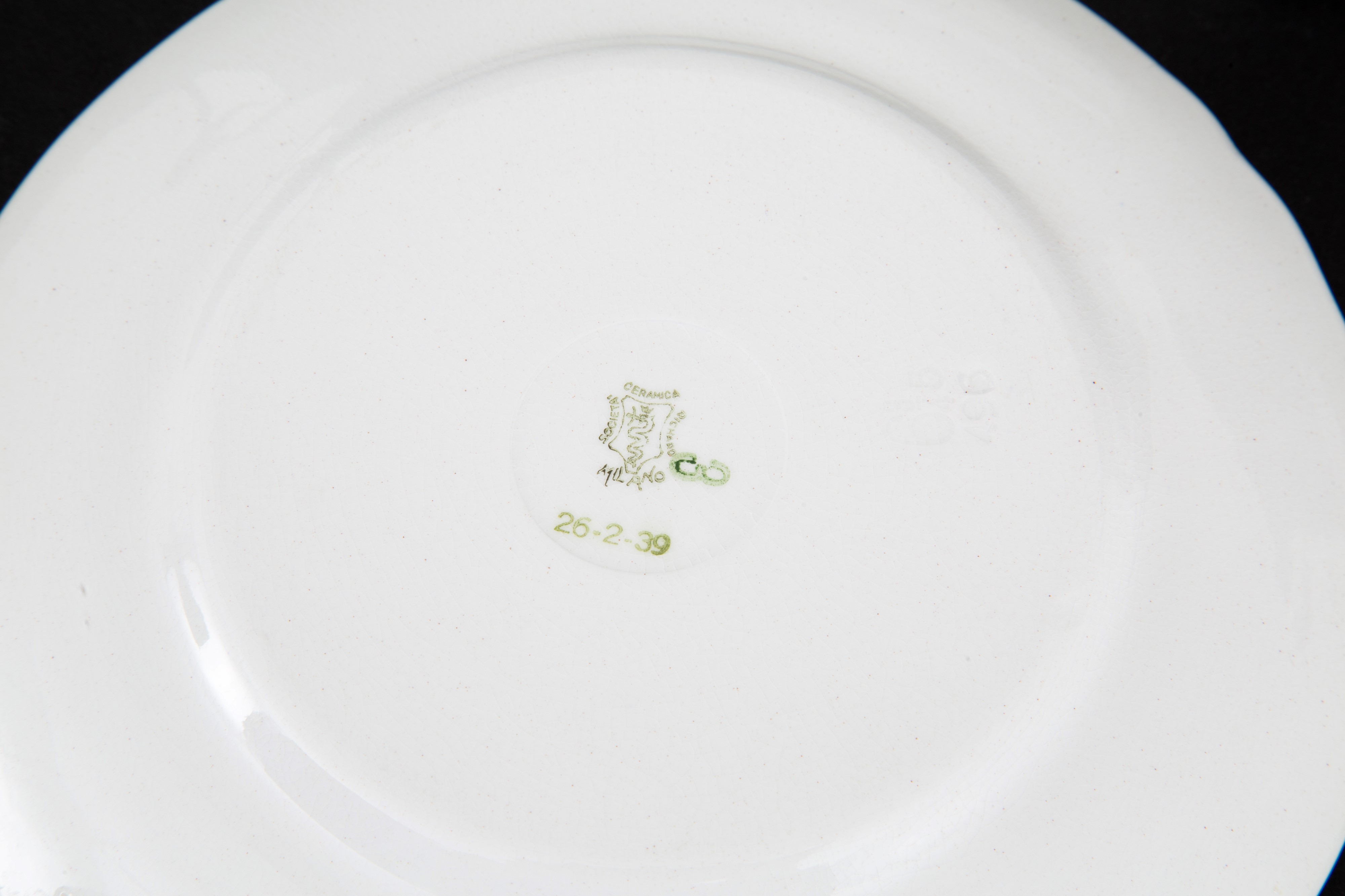 Sedici piatti da dolce