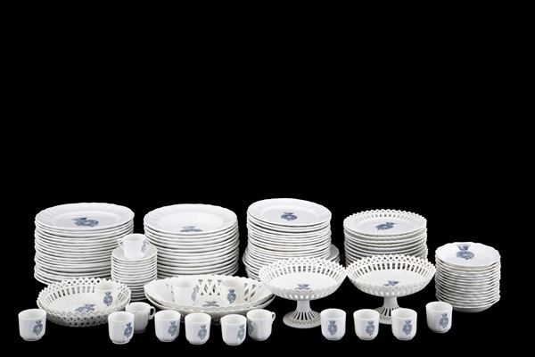 Porcelain service
