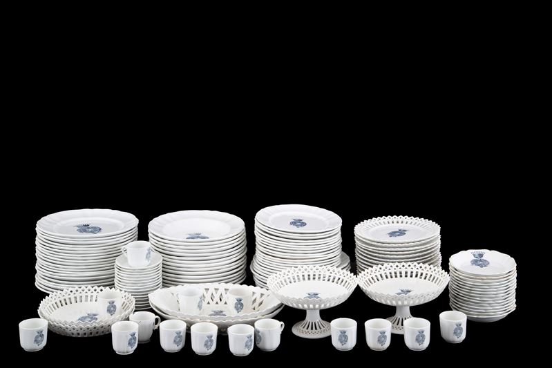 Servizio da quindici in porcellana