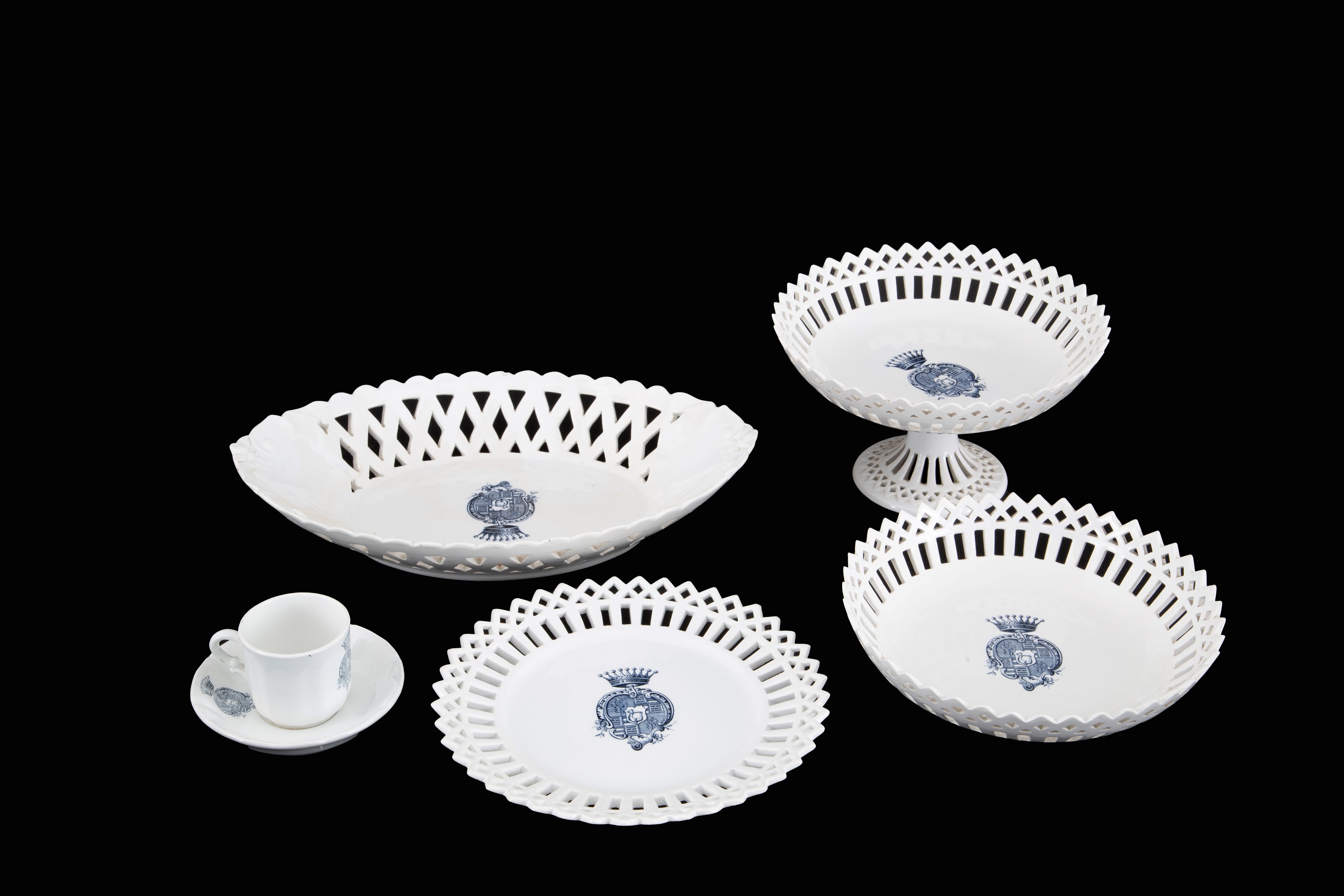 Servizio da quindici in porcellana