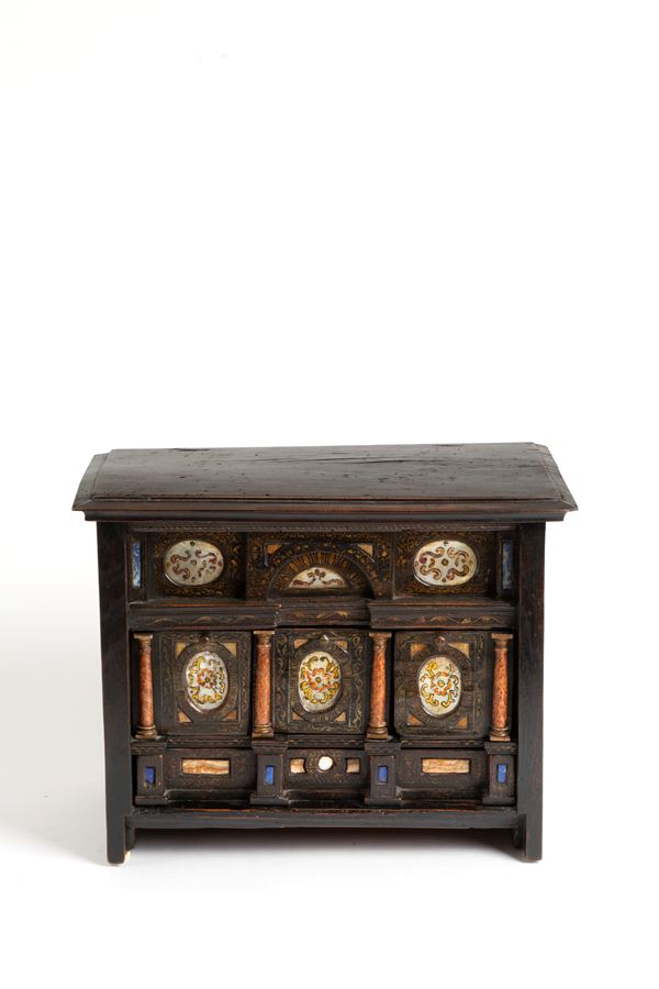 Coin cabinet. Venice. 16th century