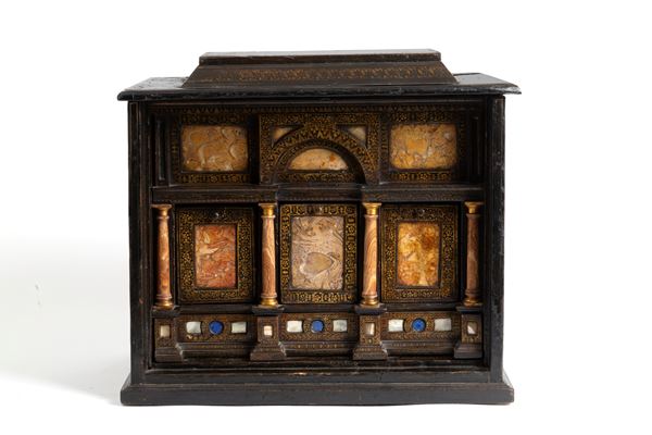 Coin cabinet. Venice. 16th century