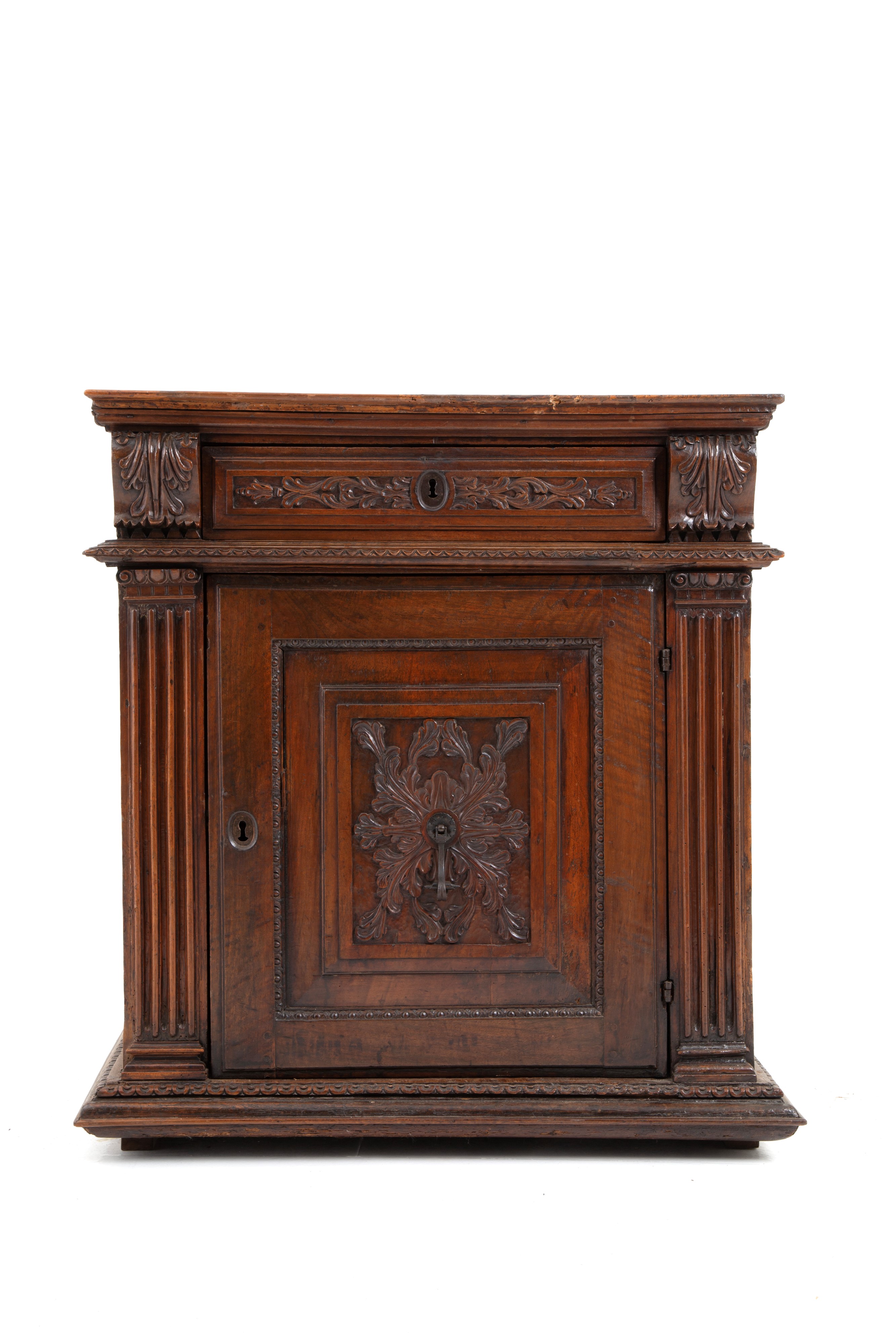 Credenza toscana