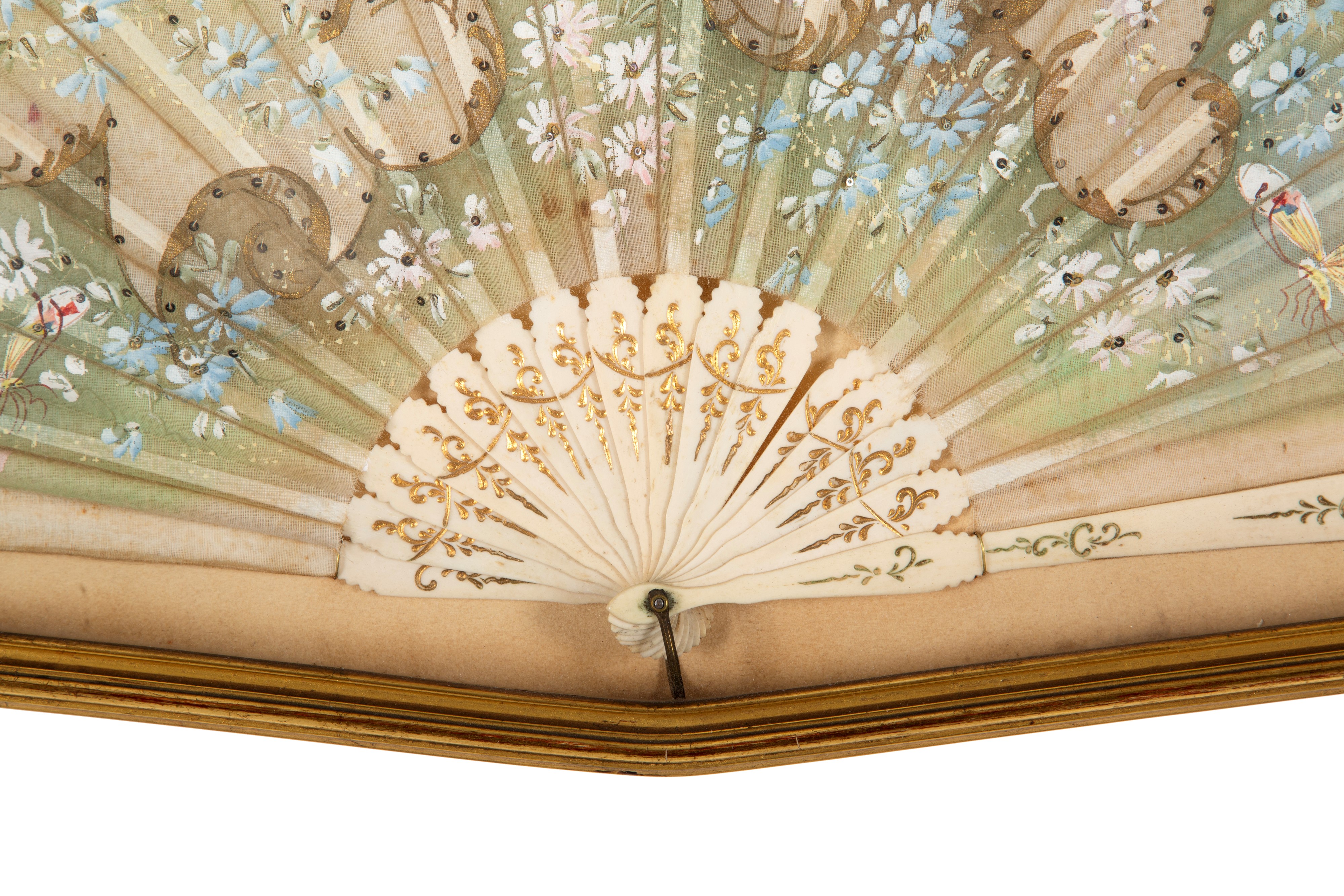 Coppia di ventagli dipinti