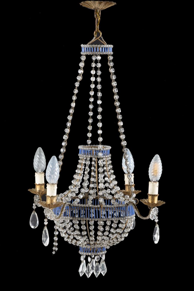 Lampadario a mongolfiera, fine XIX secolo, quattro luci, perline e lamierino dorato