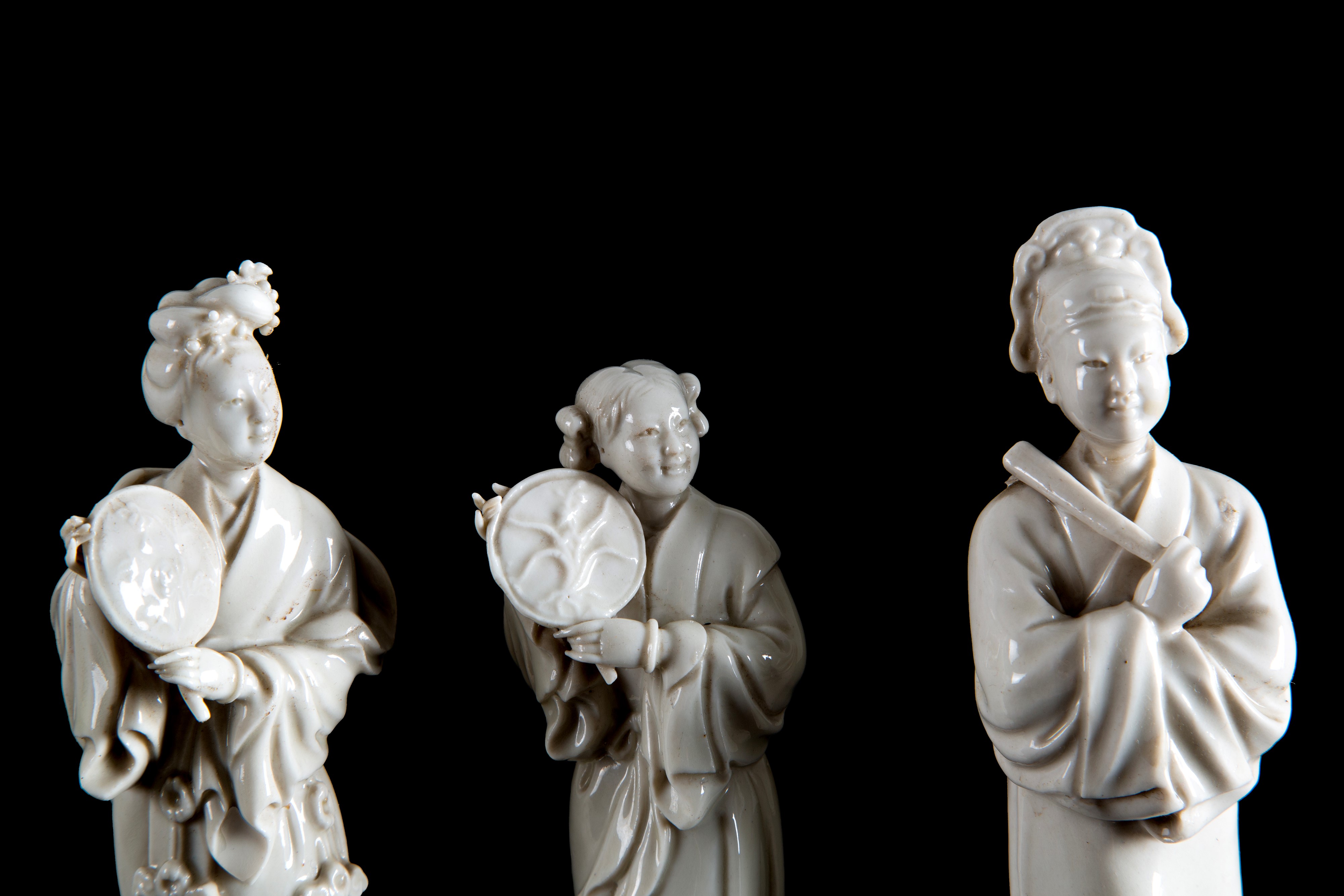 Trittico in porcellana “DIGNITARI”