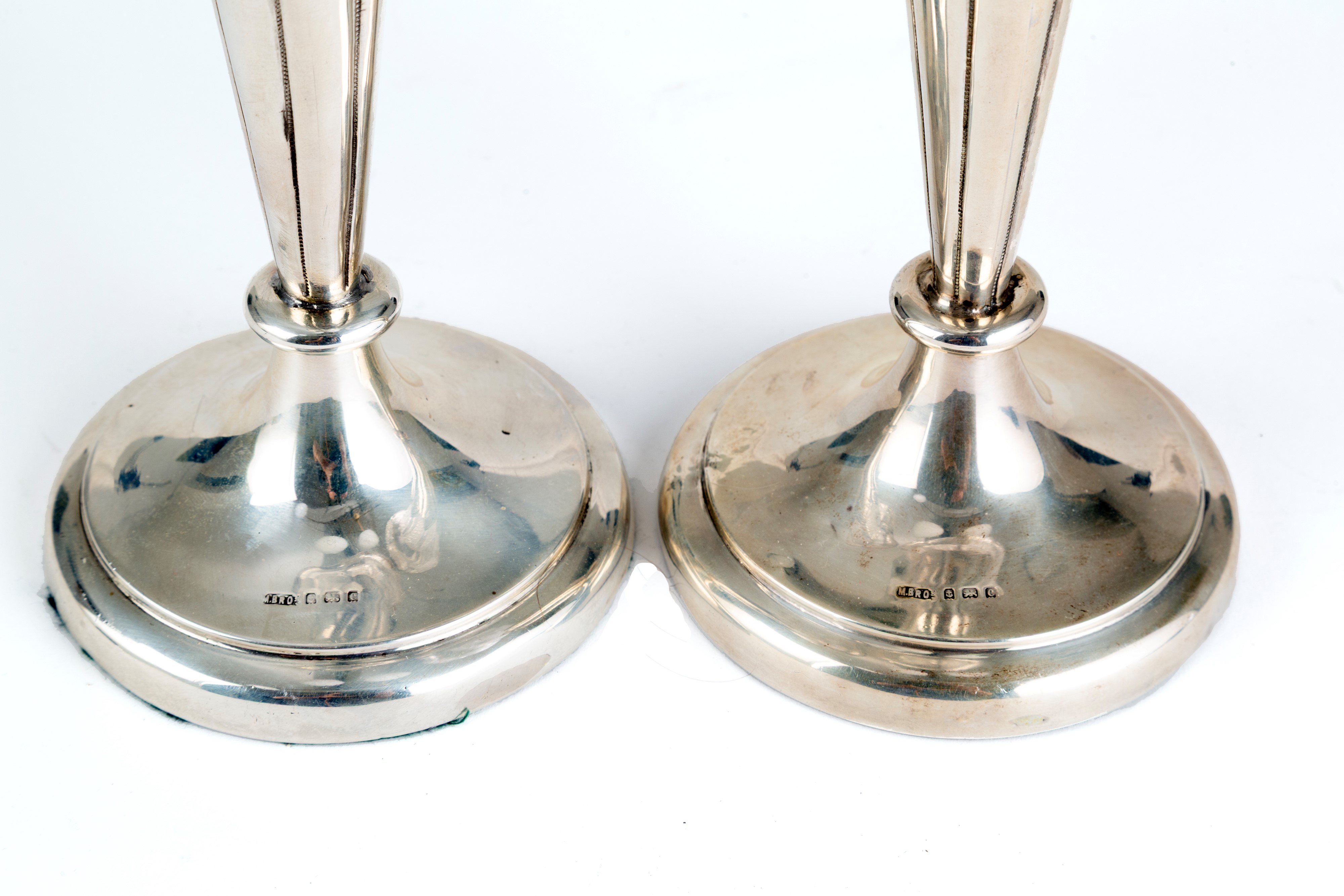 Coppia di portafiori in argento e cristallo