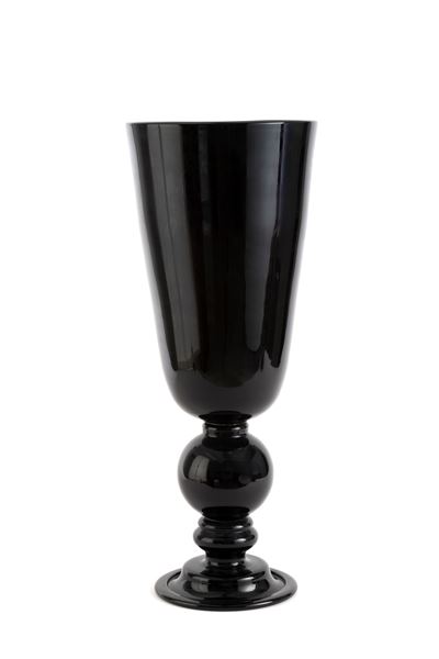 Vaso in pasta di vetro nero, XX secolo