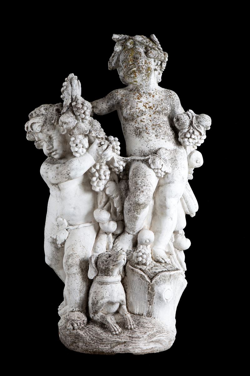 Papini A, Coppia di putti con grappoli, scultura in agglomerato di pietra