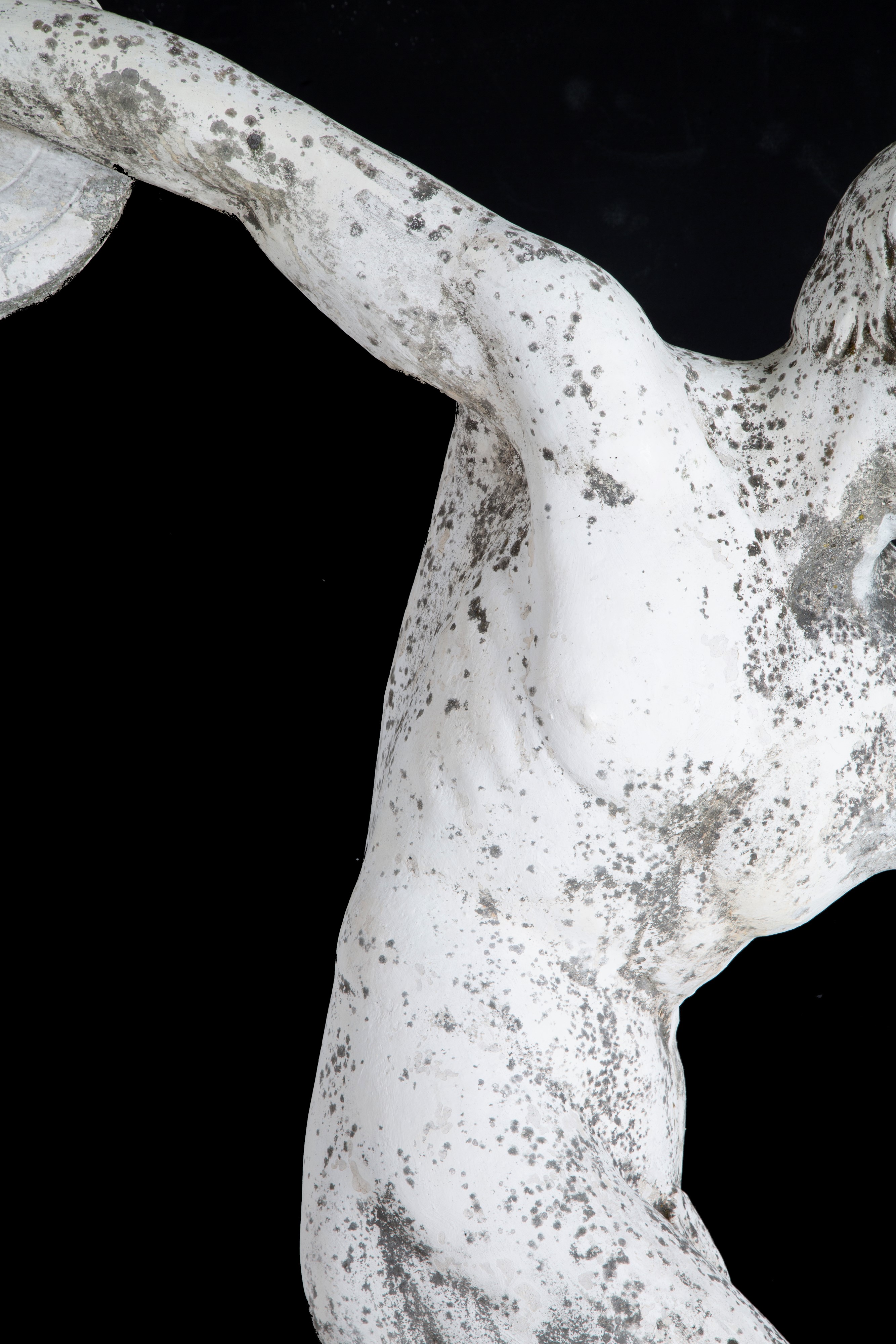Scultura contemporanea, Discobolo in agglomerato di pietra