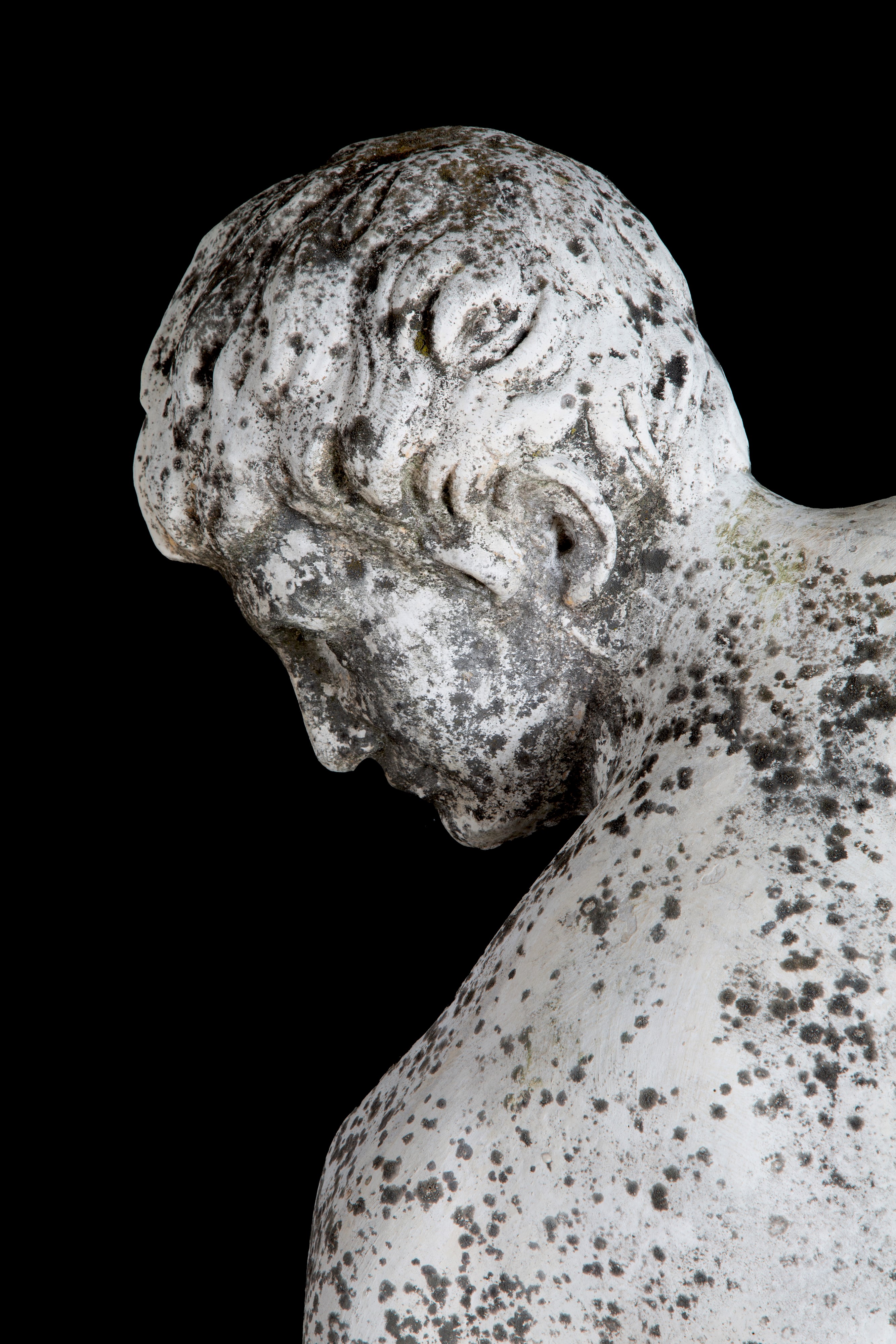 Scultura contemporanea, Discobolo in agglomerato di pietra