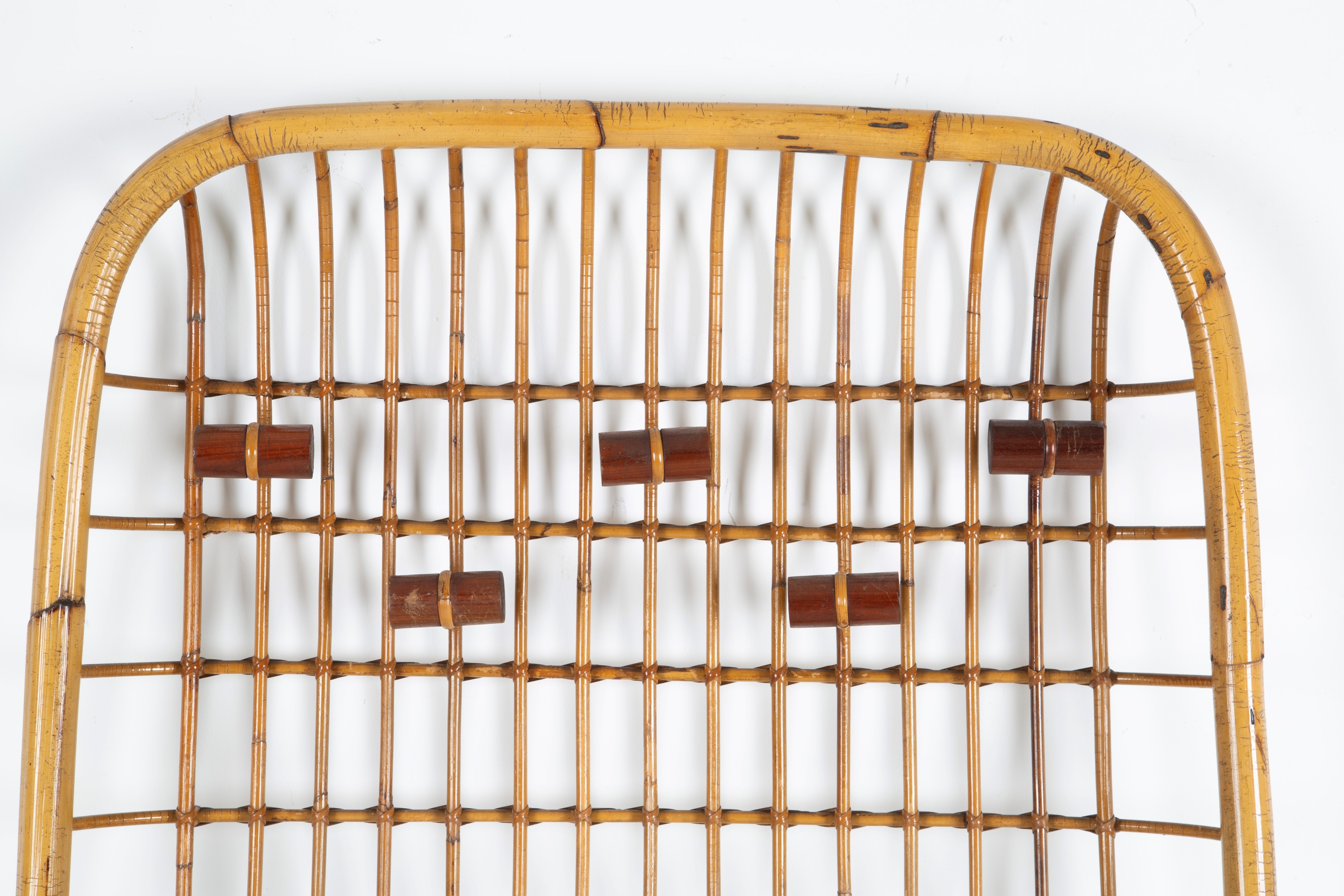 Von Bohr Olaf - Appendiabiti in rattan e legno