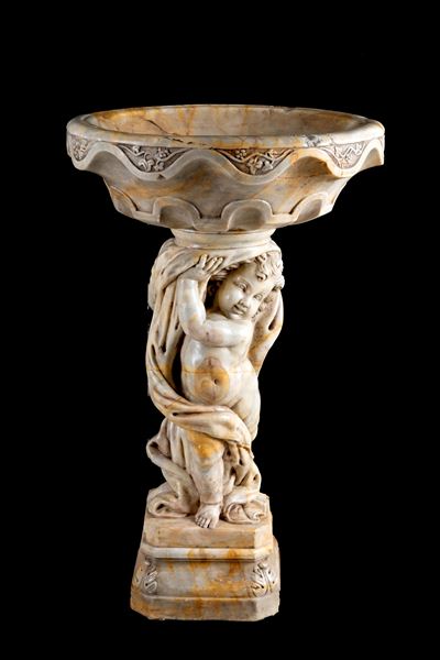Vasca in marmo giallo Verona con putto, fine XIX - inizio XX secolo