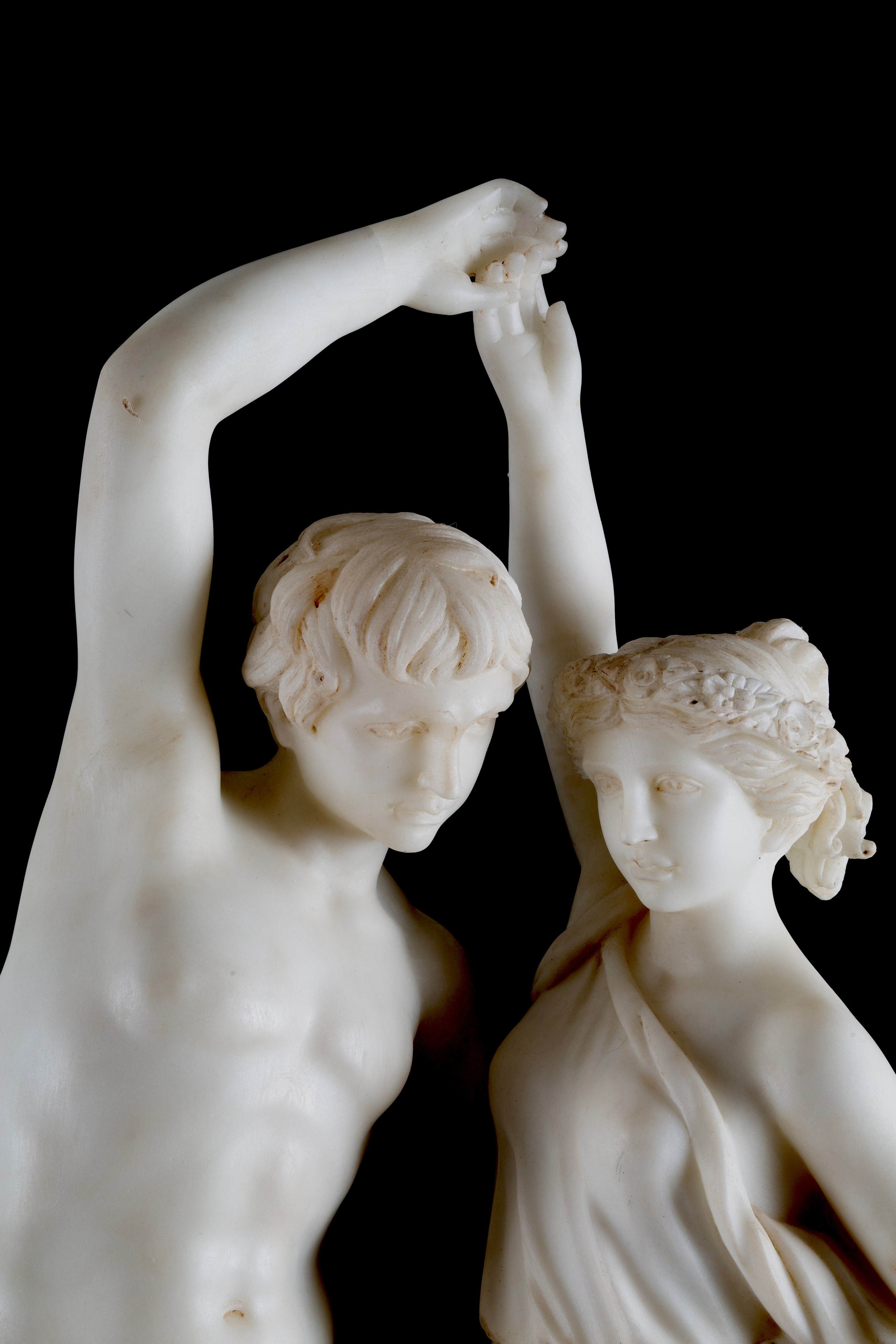 Scultura in marmo bianco di Carrara, Ballerini, XX secolo