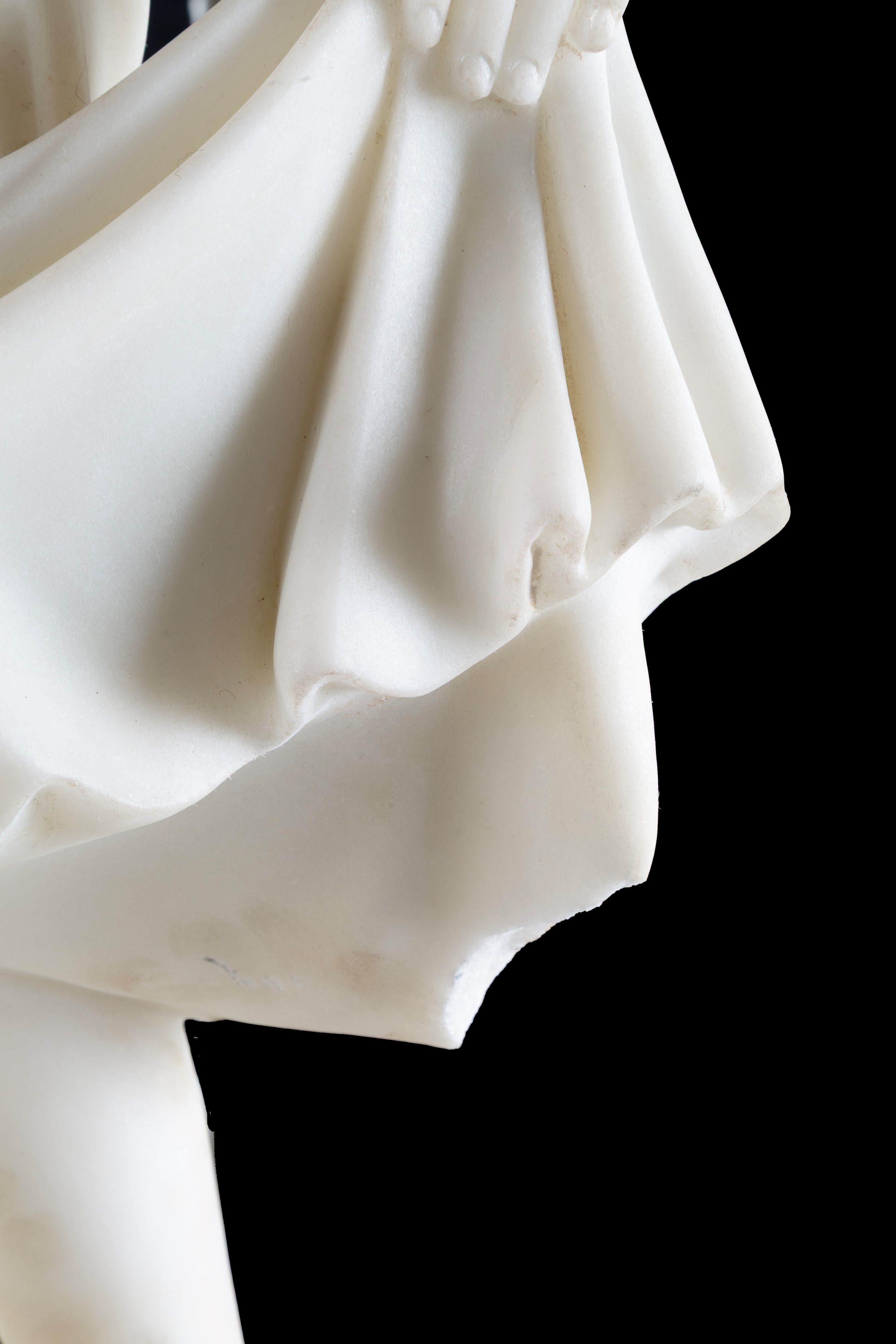 Scultura in marmo bianco di Carrara, Ballerini, XX secolo
