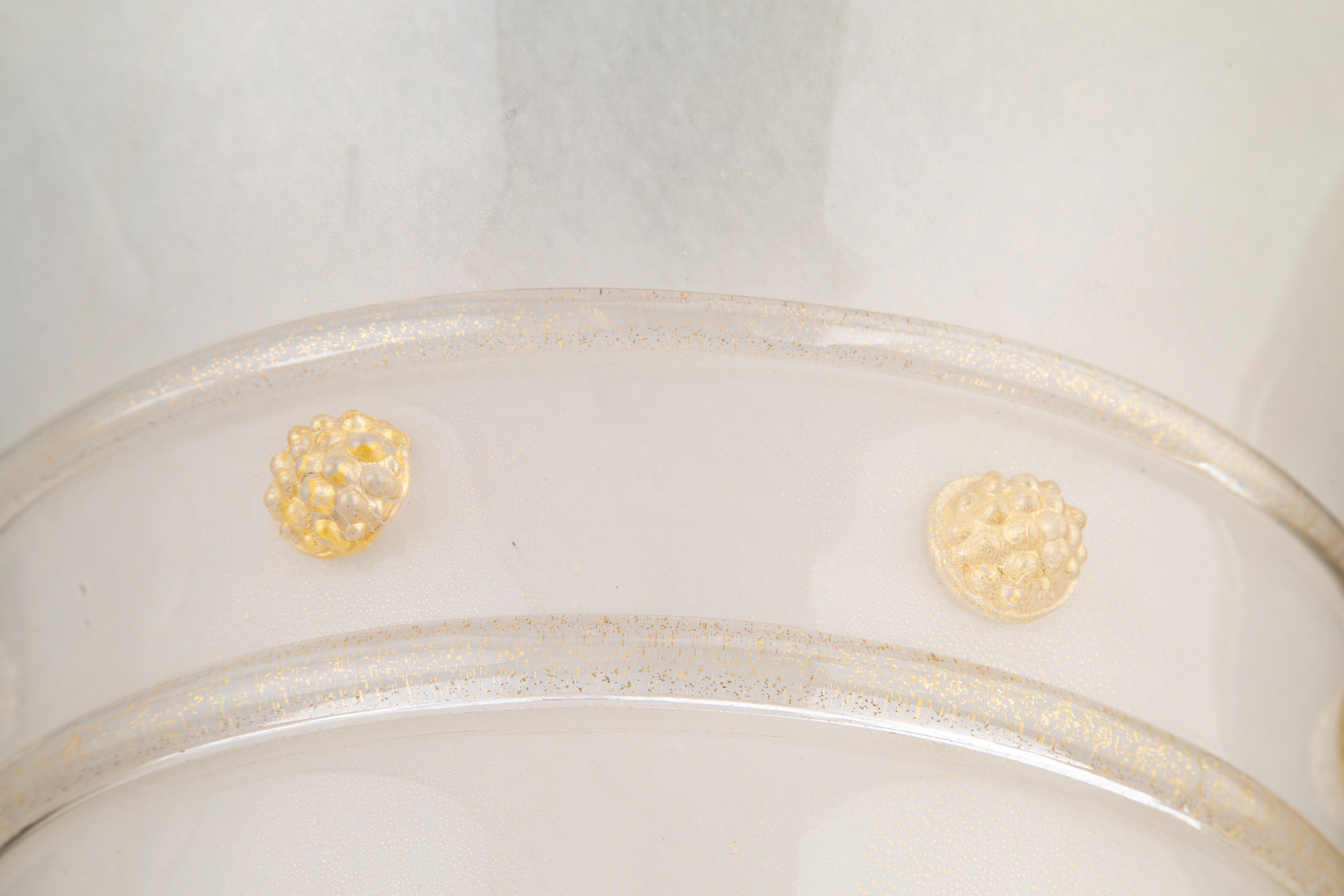 Barovier & Toso, Coppia di applique in vetro lumeggiato in oro con decori floreali