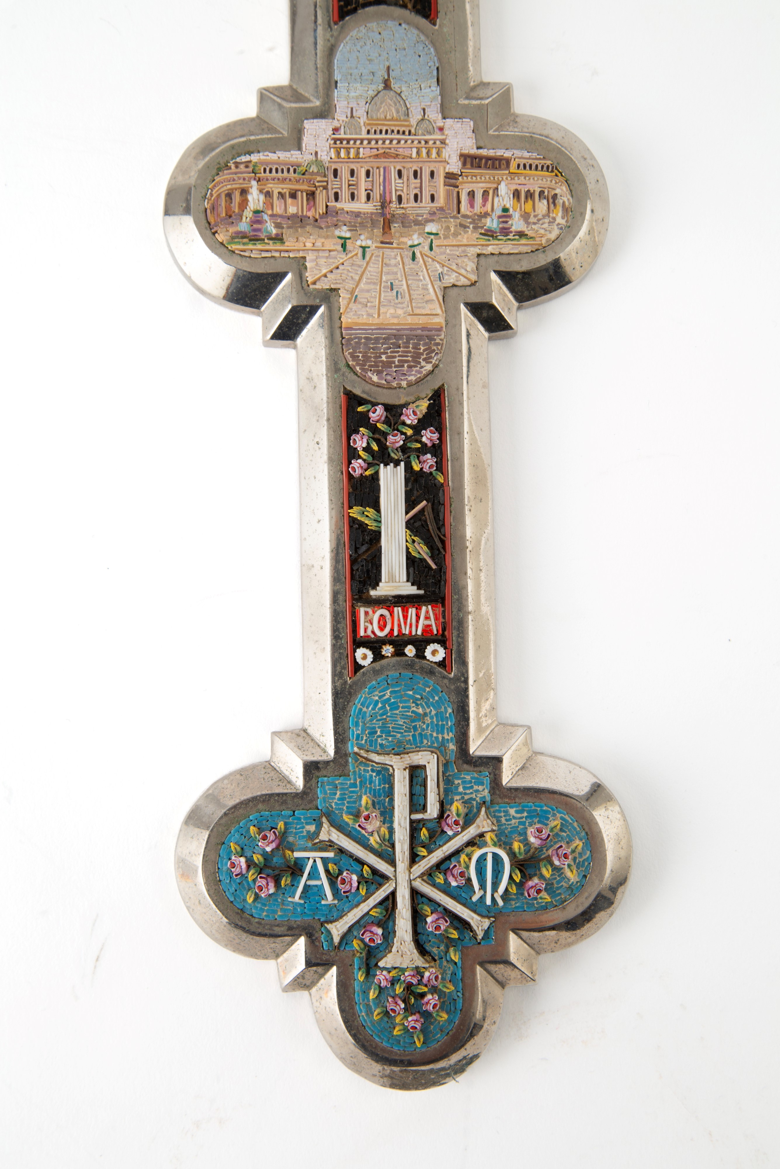 Croce con micromosaici