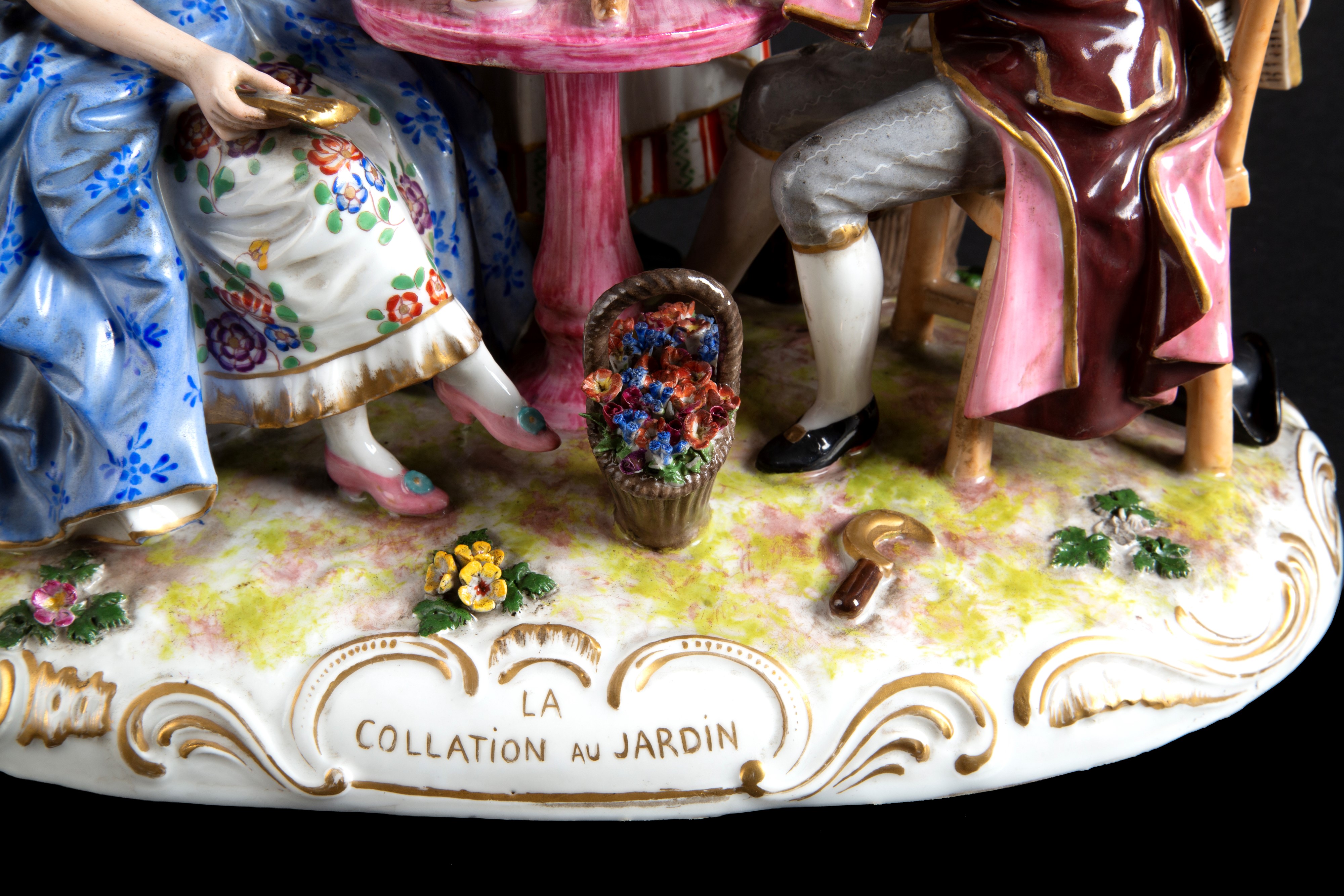 Gruppo in porcellana "LA COLLATION AU JARDIN". MEISSEN
