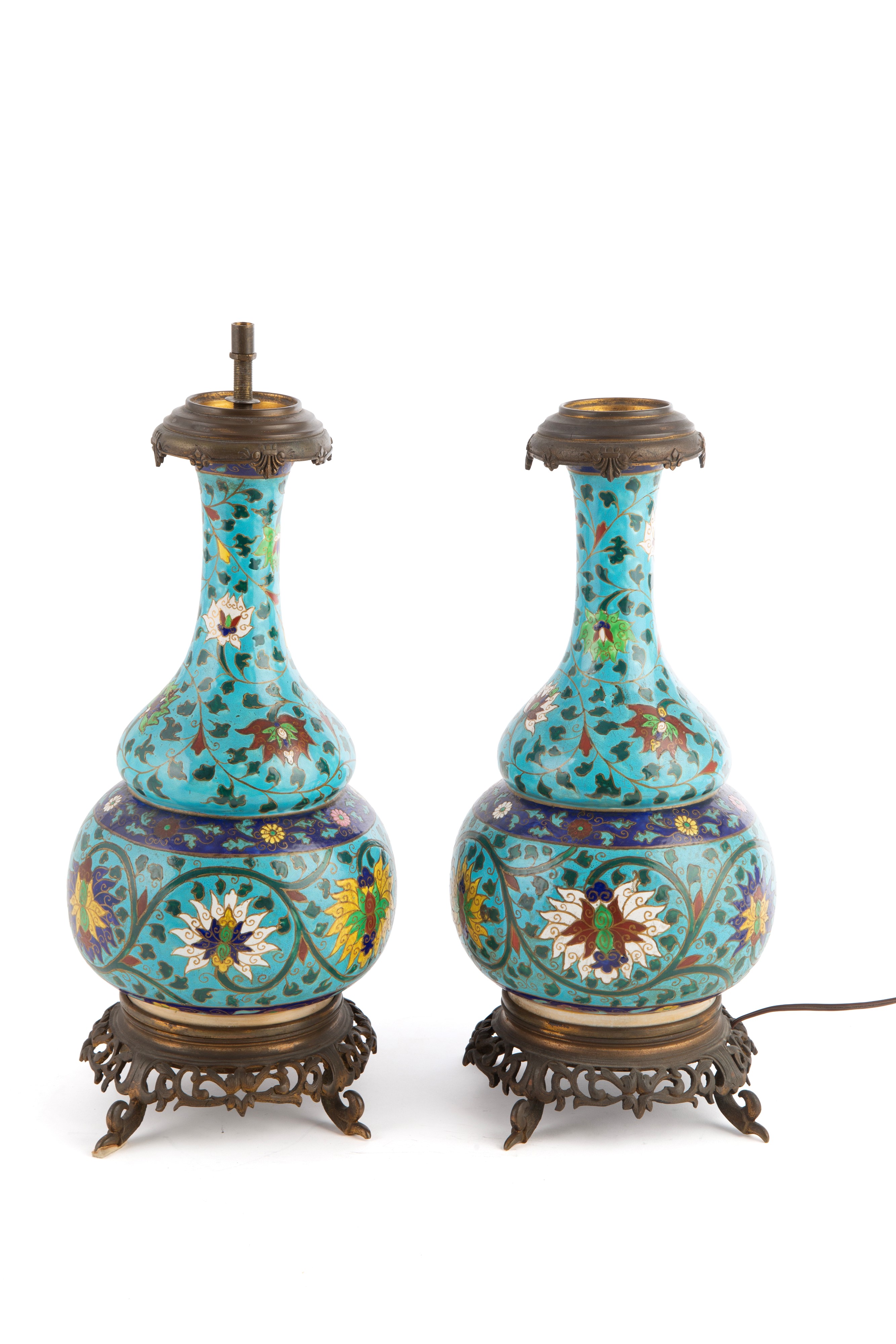 Coppia di vasi cloisonné montati a lampada, XIX secolo